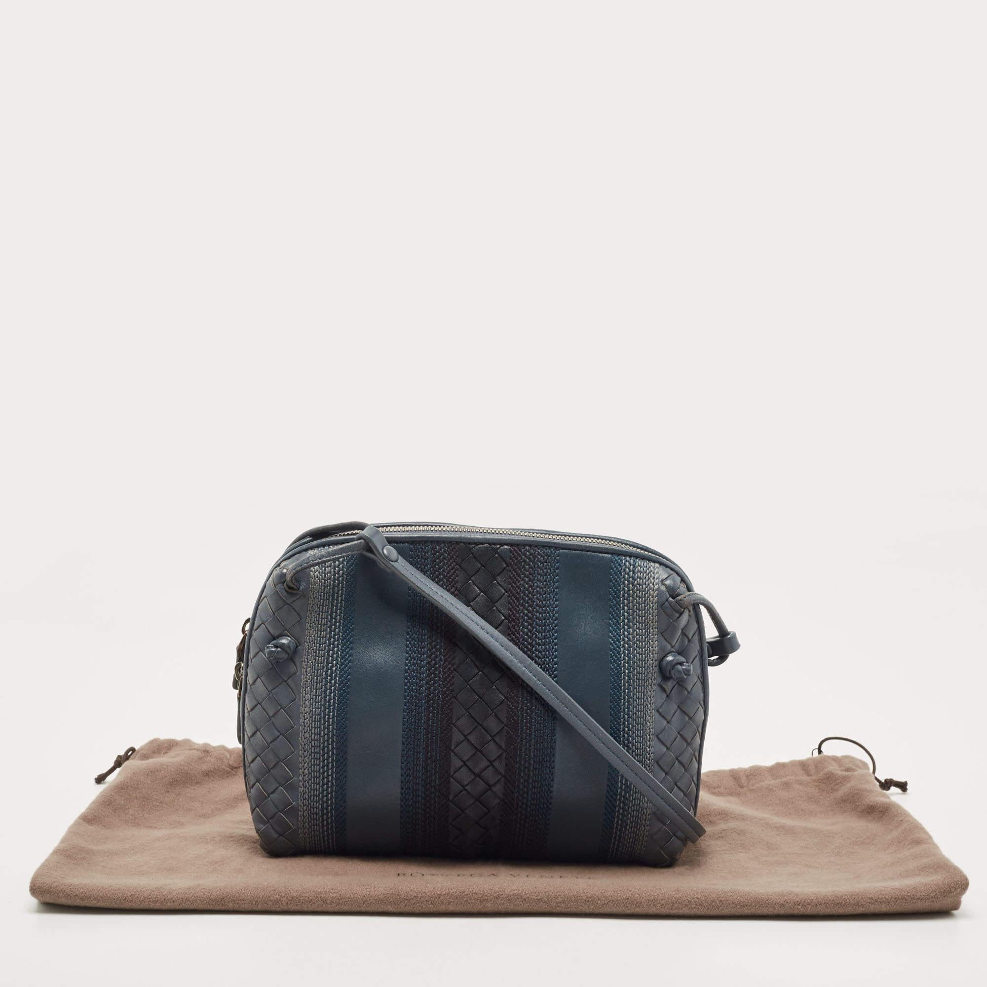 Bottega Veneta Blue Intrecciato and Stitched Leather Nodini Crossbody Bag 12