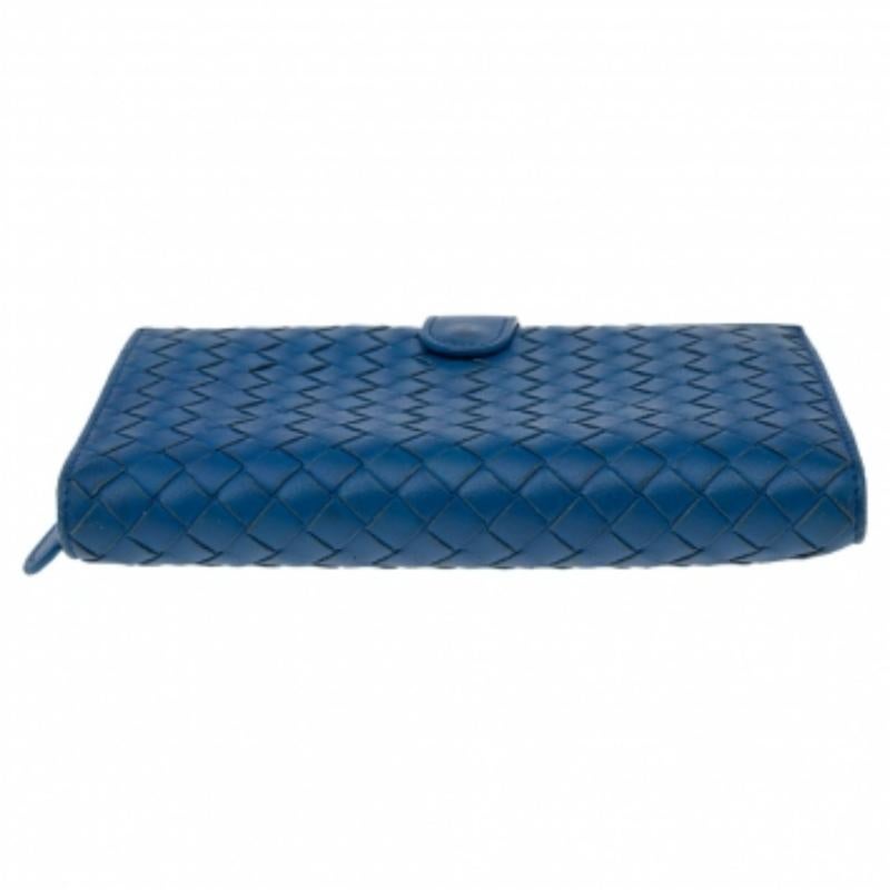 Portafoglio continentale in pelle Intrecciato blu di Bottega Veneta 1
