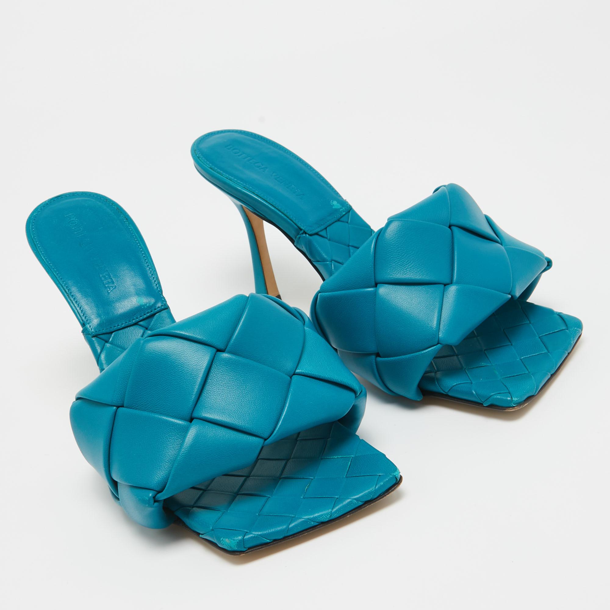 Bottega Veneta Blue Intrecciato Leather Lido Slide Sandals Size 38 1