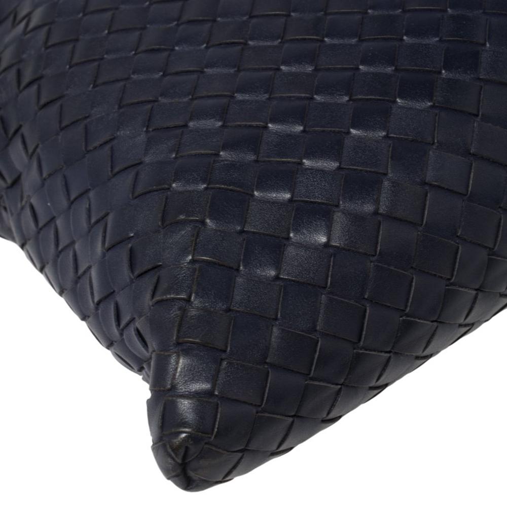 Black Bottega Veneta Blue Intrecciato Leather Messenger Bag