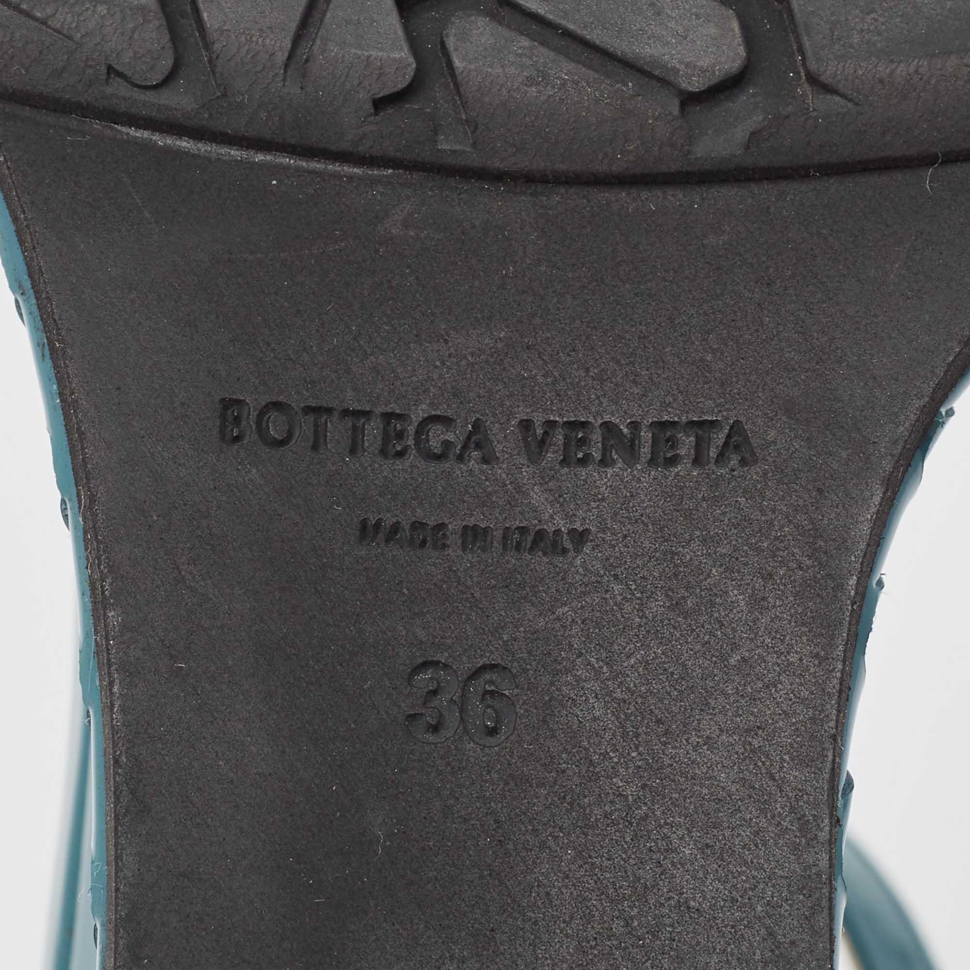 Bottega Veneta Blue Intrecciato Patent Leather Wedge Ankle Strap Sandals Size 36 For Sale 2