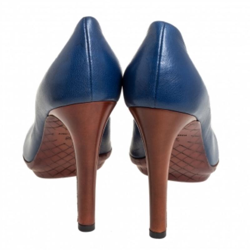 Bottega Veneta Blue Leather  Peep Toe Pumps Size 38 For Sale 1