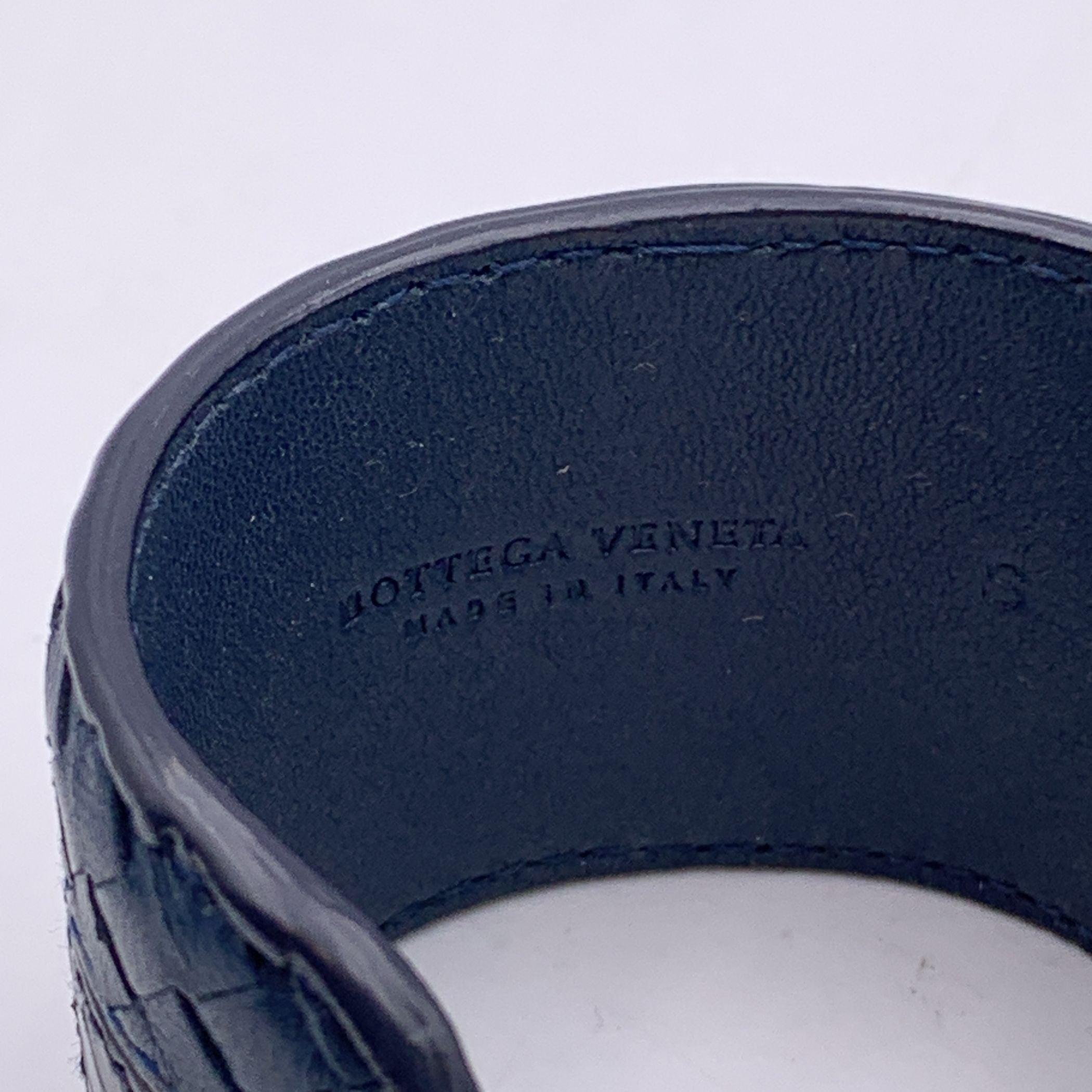 Bottega Veneta Blue Leather Woven Wide Bracelet Cuff Size S In Excellent Condition In Rome, Rome
