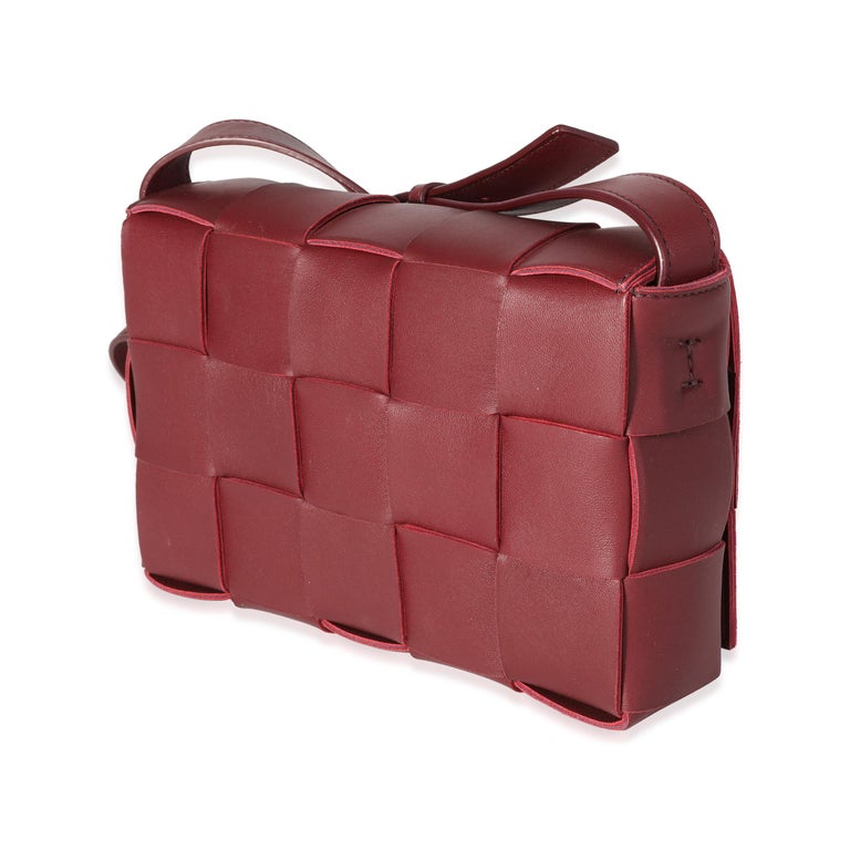 Bottega Veneta Bordeaux Intrecciato Lambskin Cassette Bag For Sale at  1stDibs