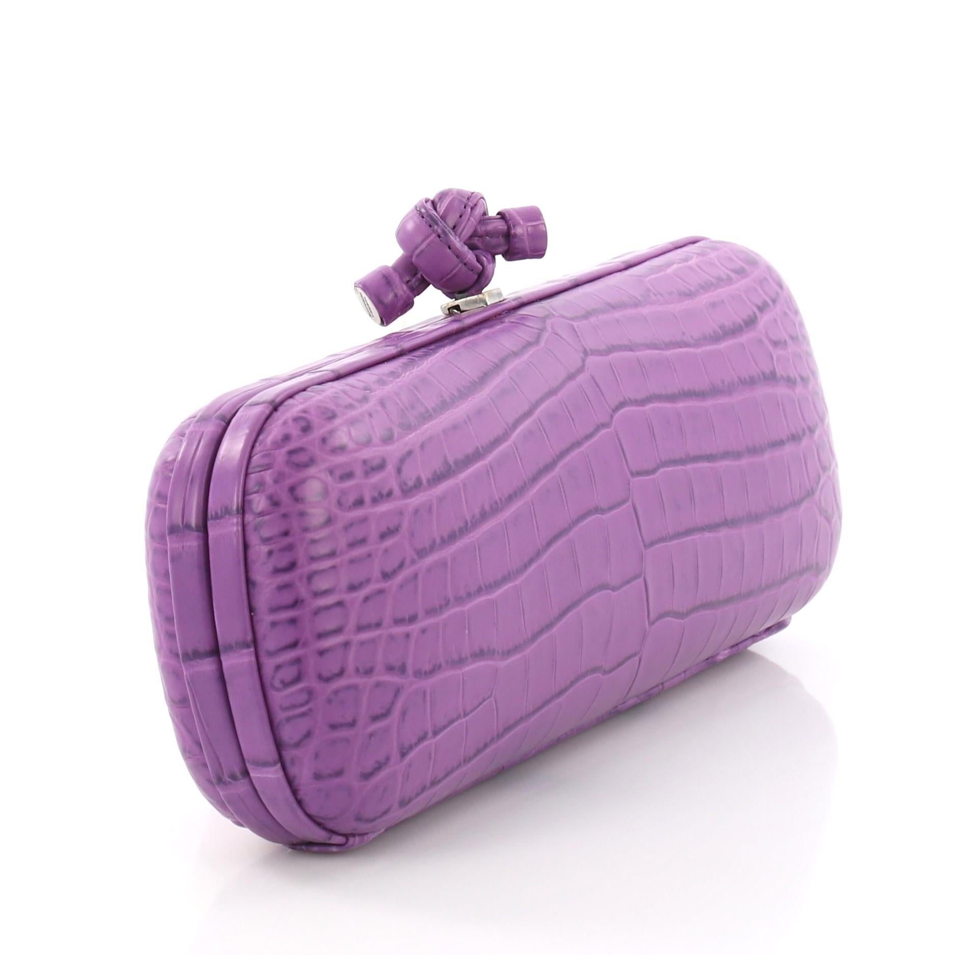 Bottega Veneta Box Knot Clutch Krokodil lang (Violett)