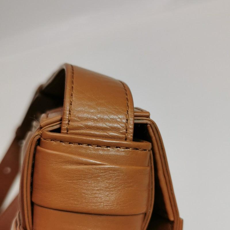 Bottega Veneta Brick Cassette Small Tan Brown Leather Crossbody Bag For Sale 5