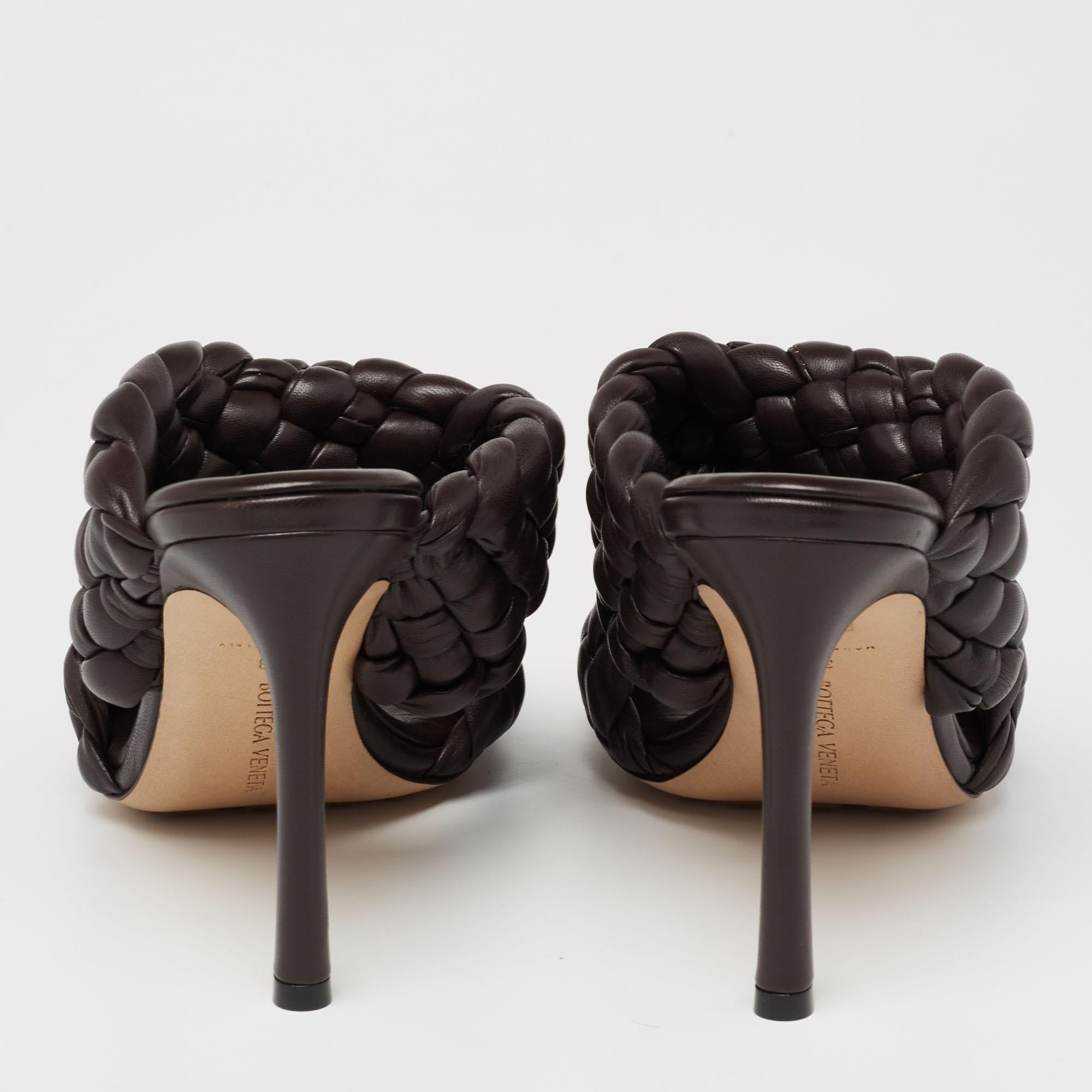 bottega veneta curve sandals