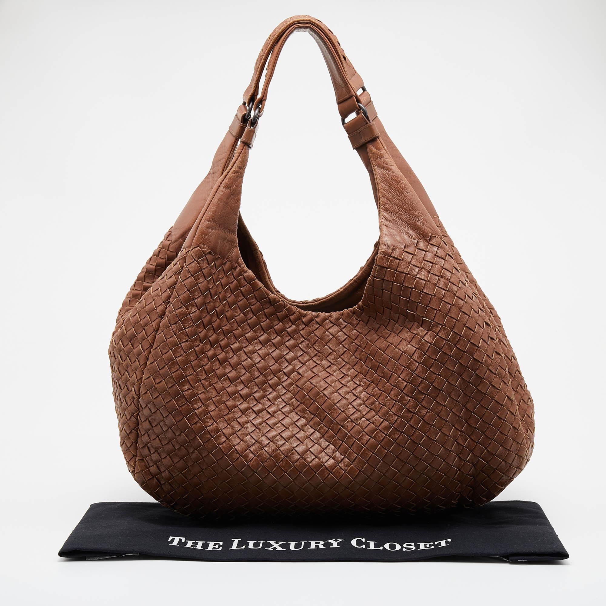 Bottega Veneta Brown Intrecciato Leather Campana Hobo 7