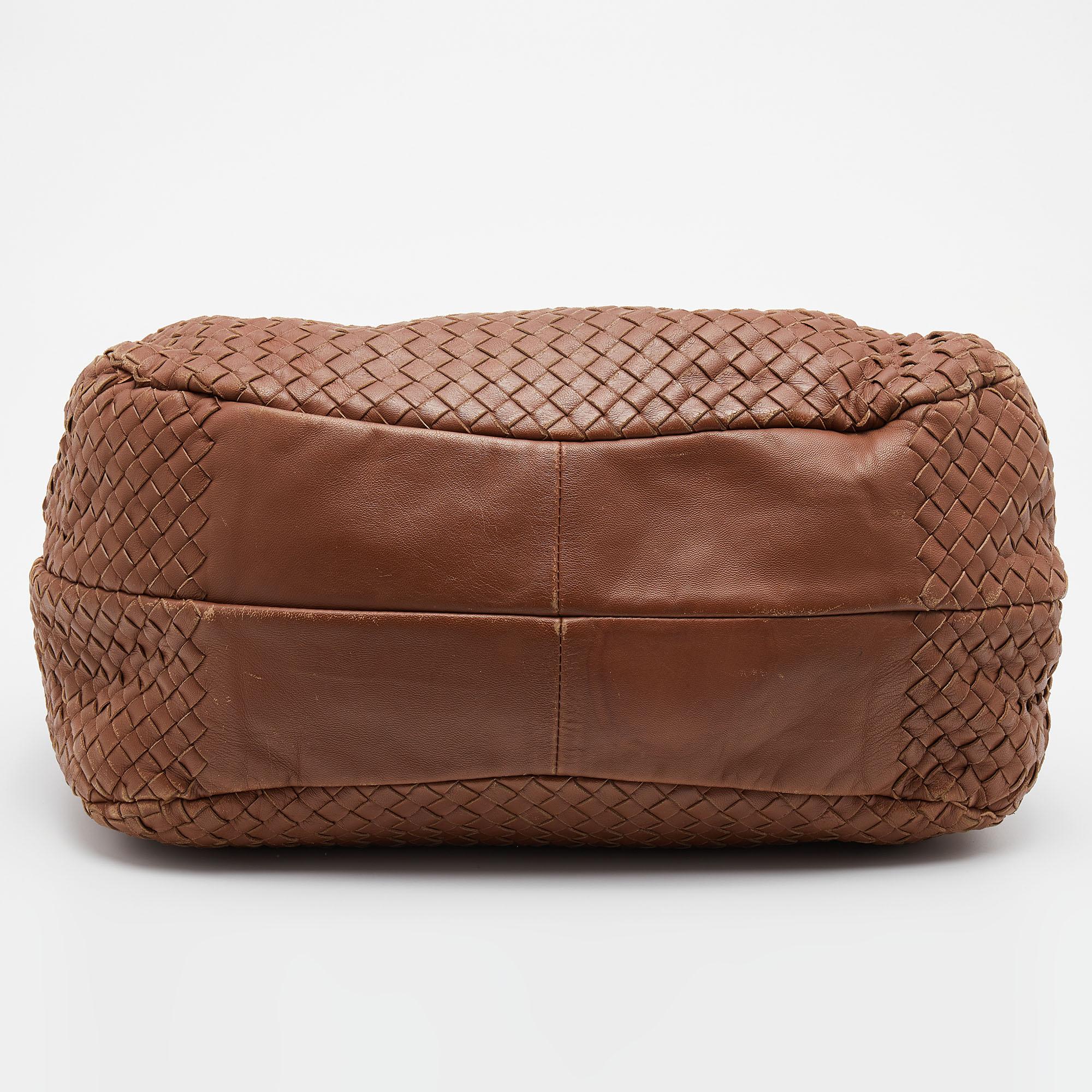 Bottega Veneta Brown Intrecciato Leather Campana Hobo 4
