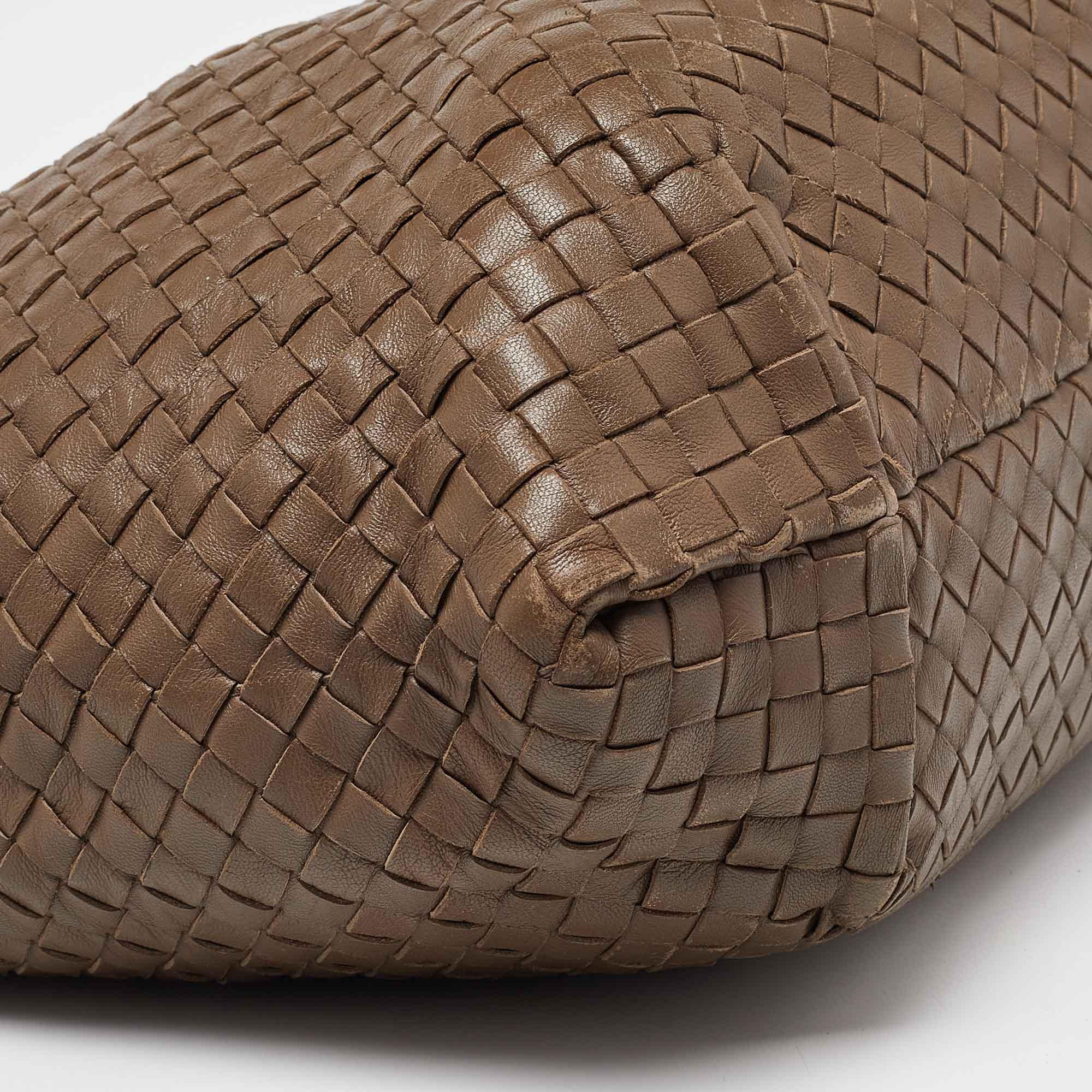 Bottega Veneta Brown Intrecciato Leather Capri Tote 6
