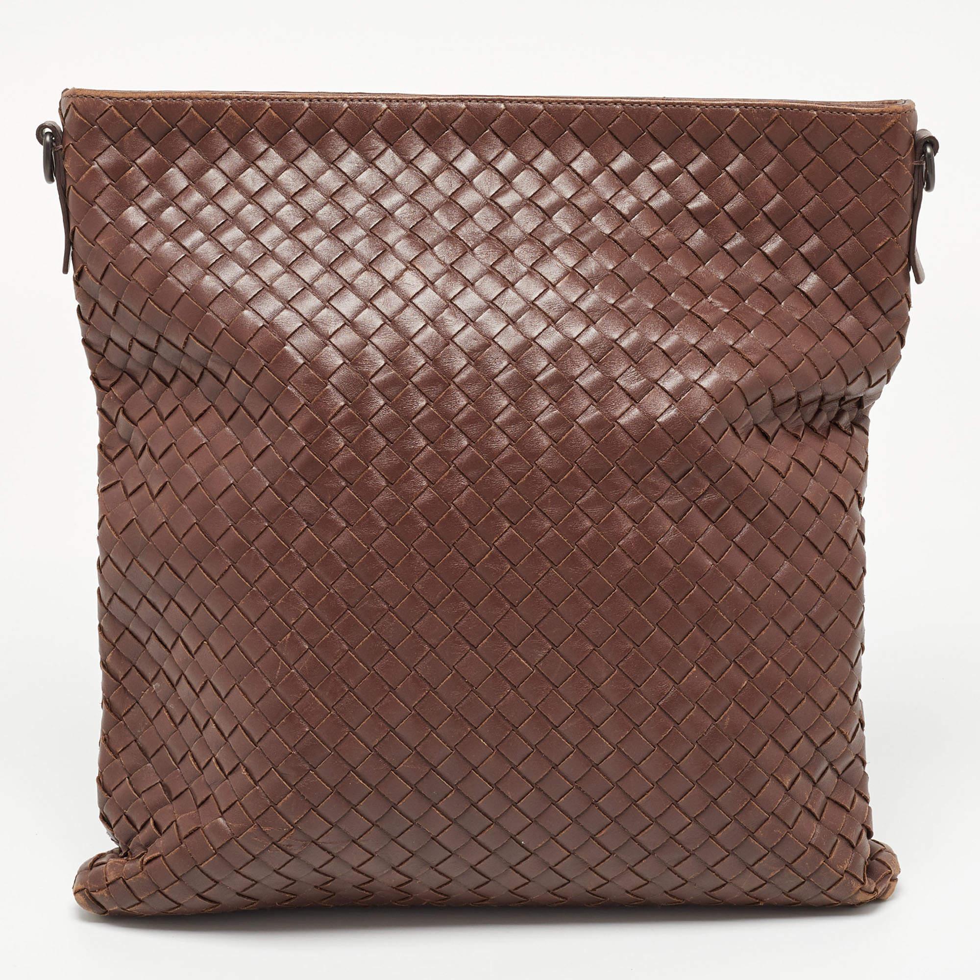 Bottega Veneta Brown Intrecciato Leather Messenger Bag 9