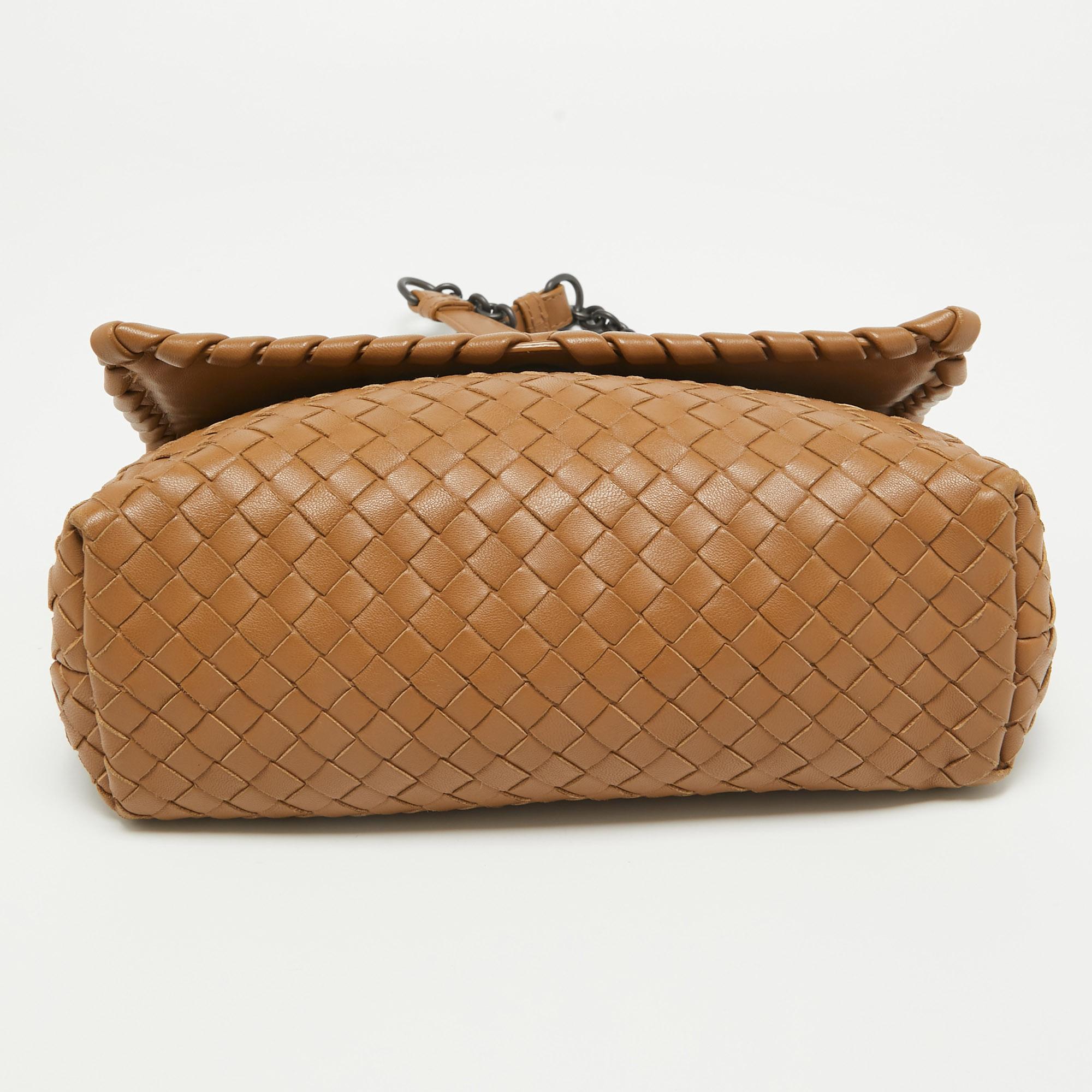 Bottega Veneta Brown Intrecciato Leather Olimpia Flap Shoulder Bag For Sale 1