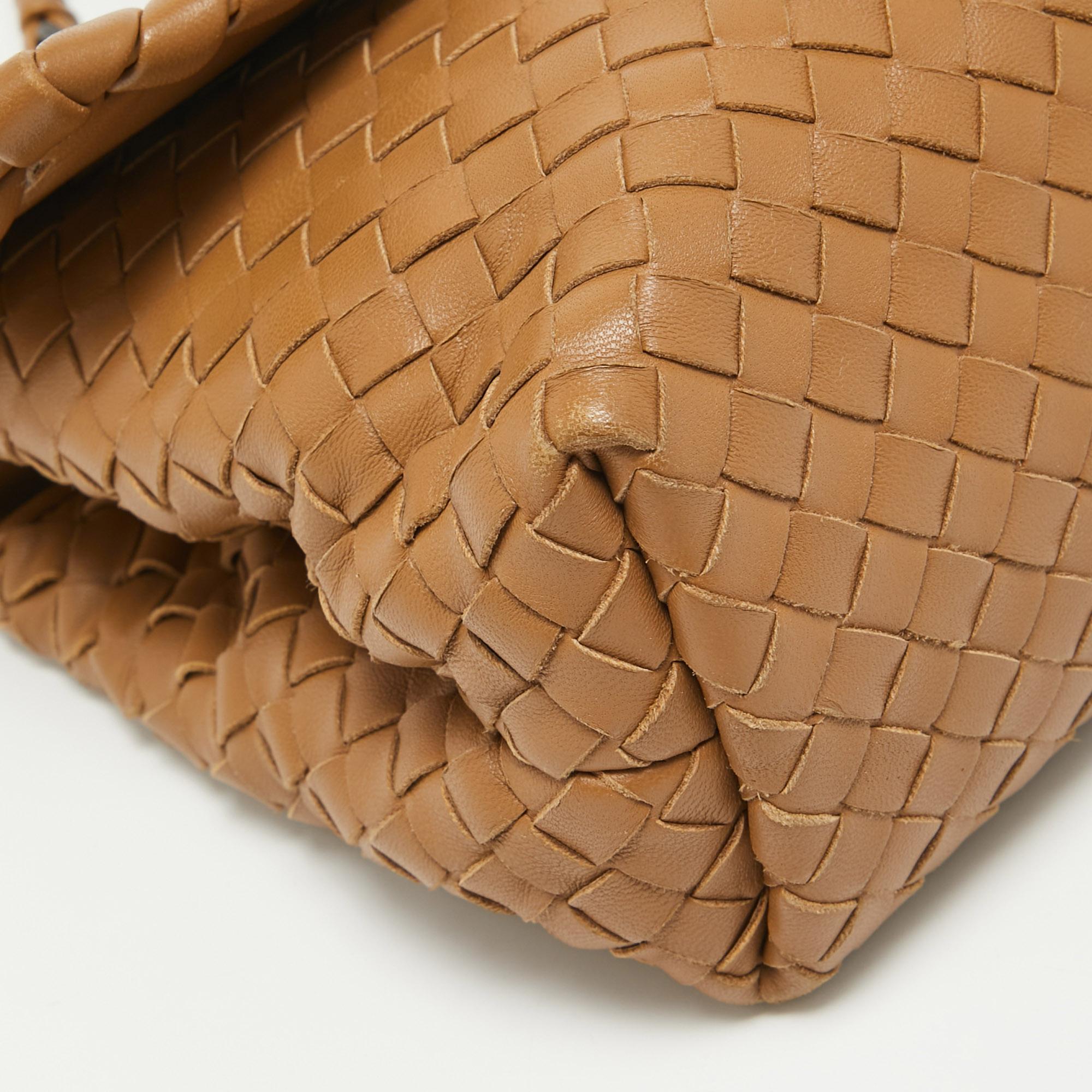 Bottega Veneta Brown Intrecciato Leather Olimpia Flap Shoulder Bag For Sale 4
