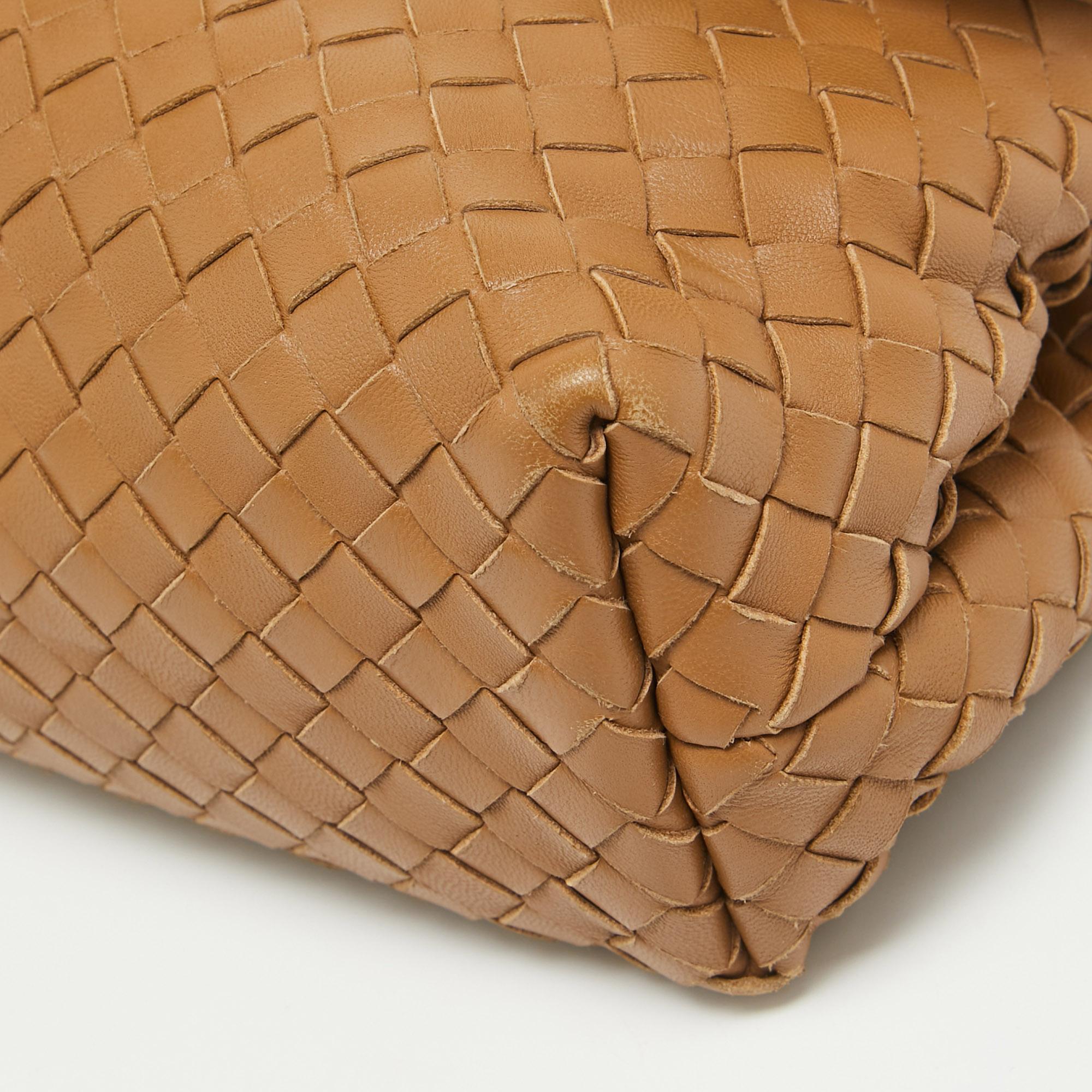 Bottega Veneta Brown Intrecciato Leather Olimpia Flap Shoulder Bag For Sale 5