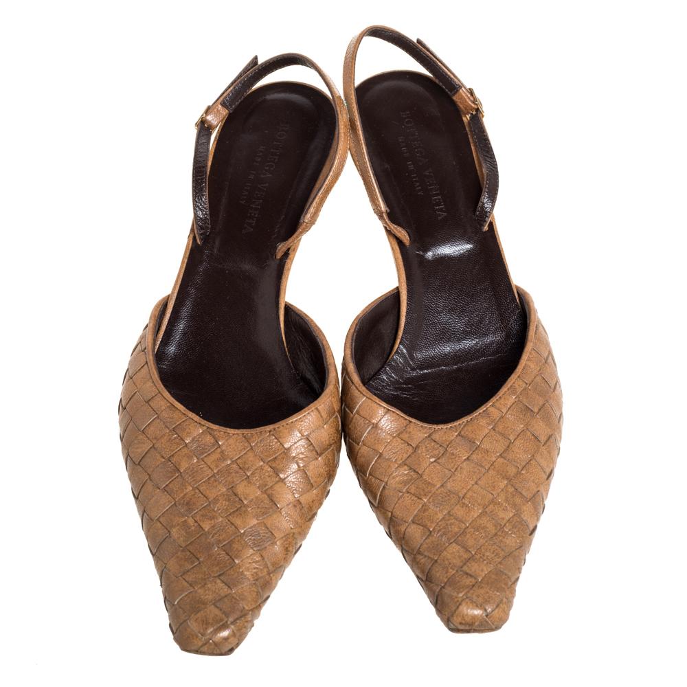 Bottega Veneta's timeless aesthetic and stellar craftsmanship in shoemaking is evident in these stunning sandals. Crafted from leather in their Intrecciato weave, they elongated toes, slingbacks, and low heels.


