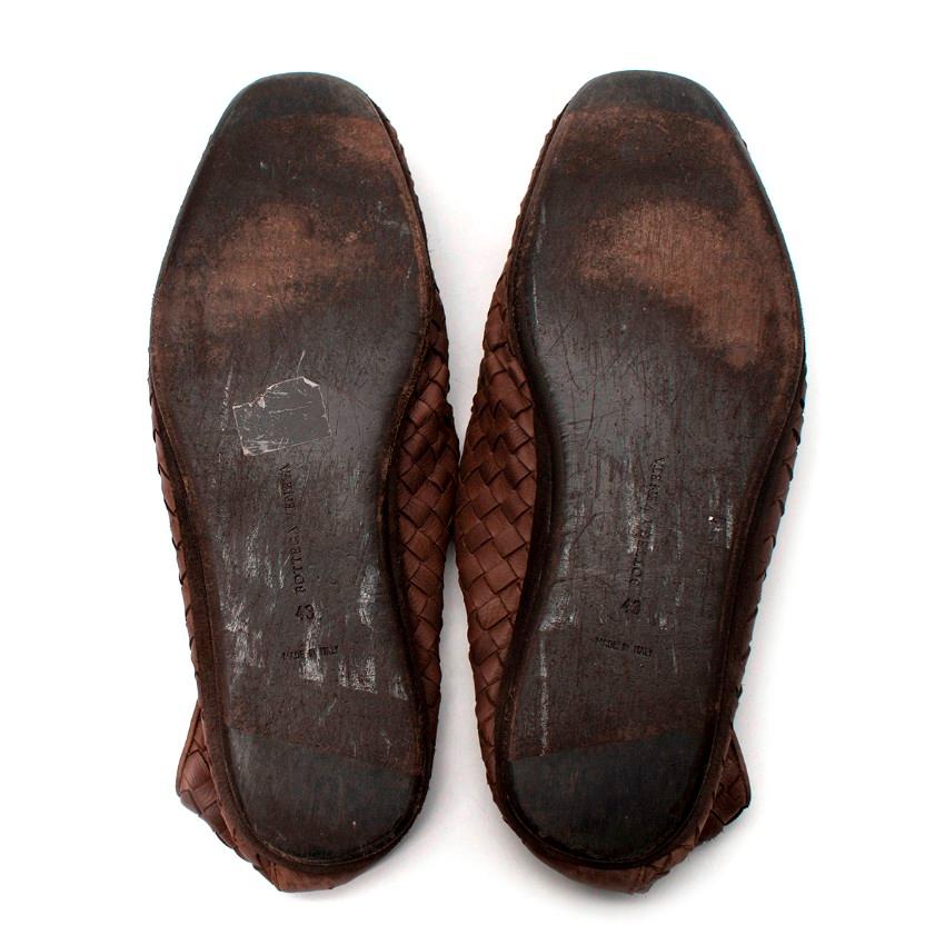 Men's Bottega Veneta Brown Intrecciato Leather Slip-On Loafers For Sale
