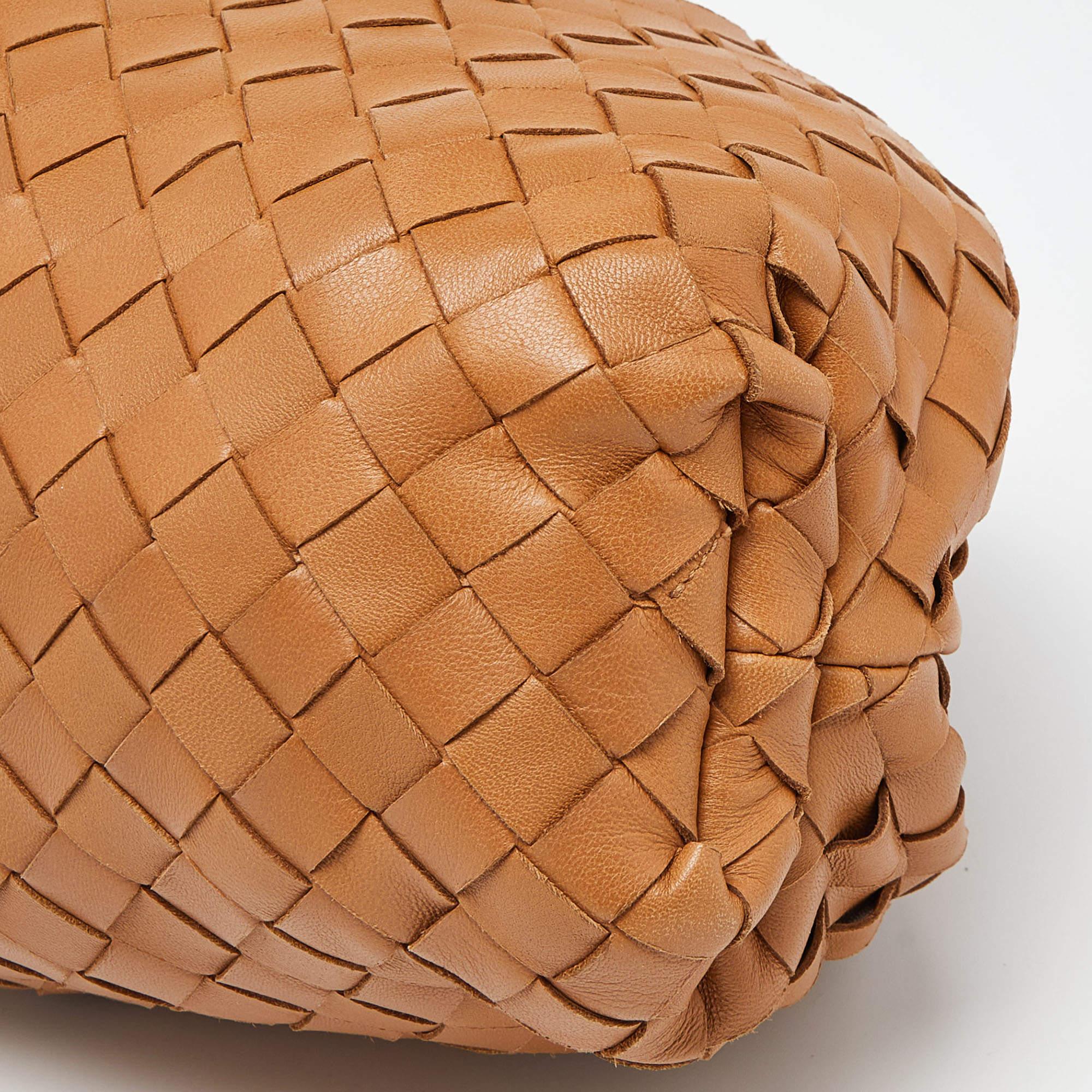 Women's Bottega Veneta Brown Intrecciato Leather The Pouch Clutch