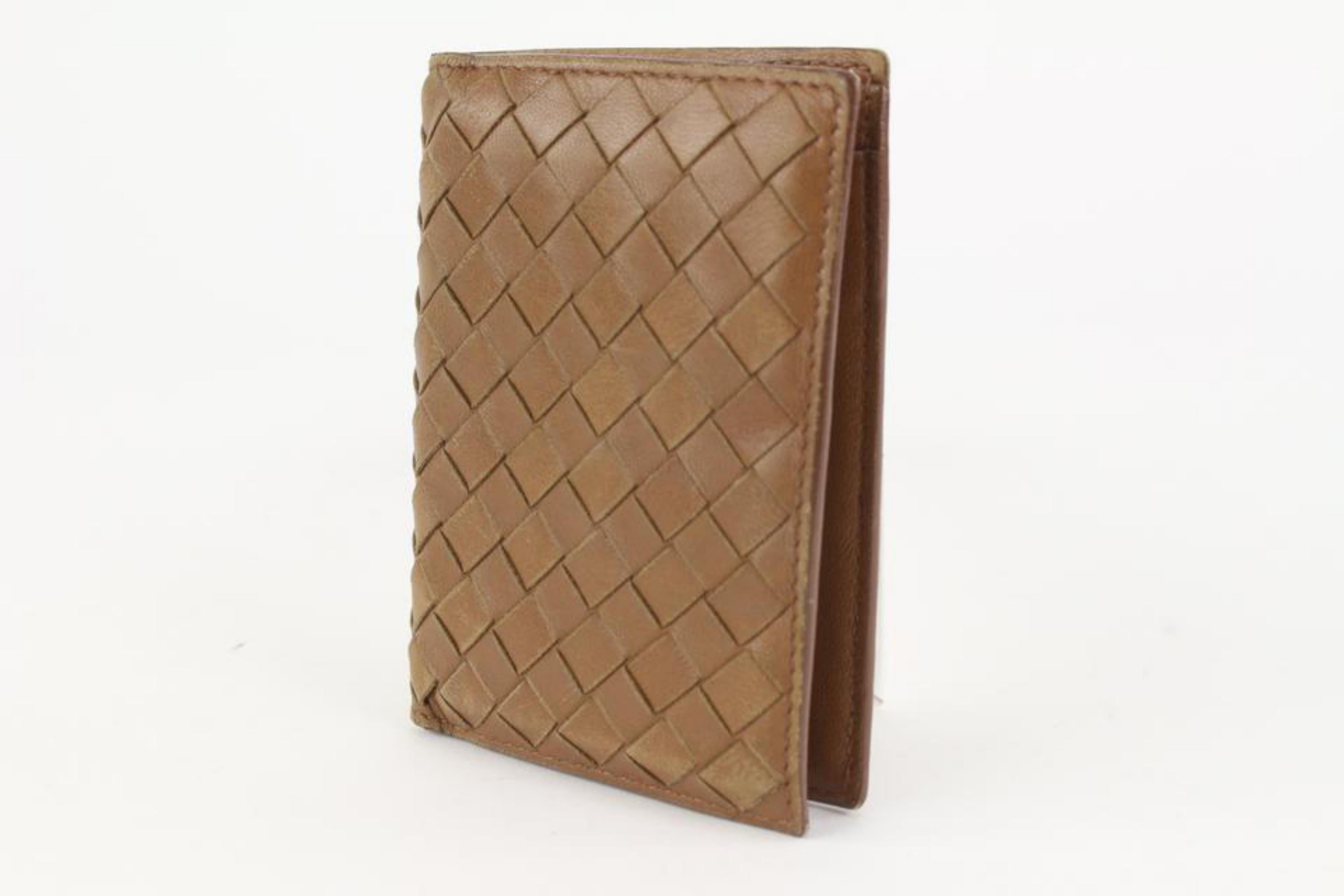 Bottega Veneta Portafoglio in Pelle Marrone Intrecciato 128bv45
Codice data/numero di serie: 169721 V0053 2510
Prodotto in: Italia
Misure: Lunghezza:  Larghezza 3
