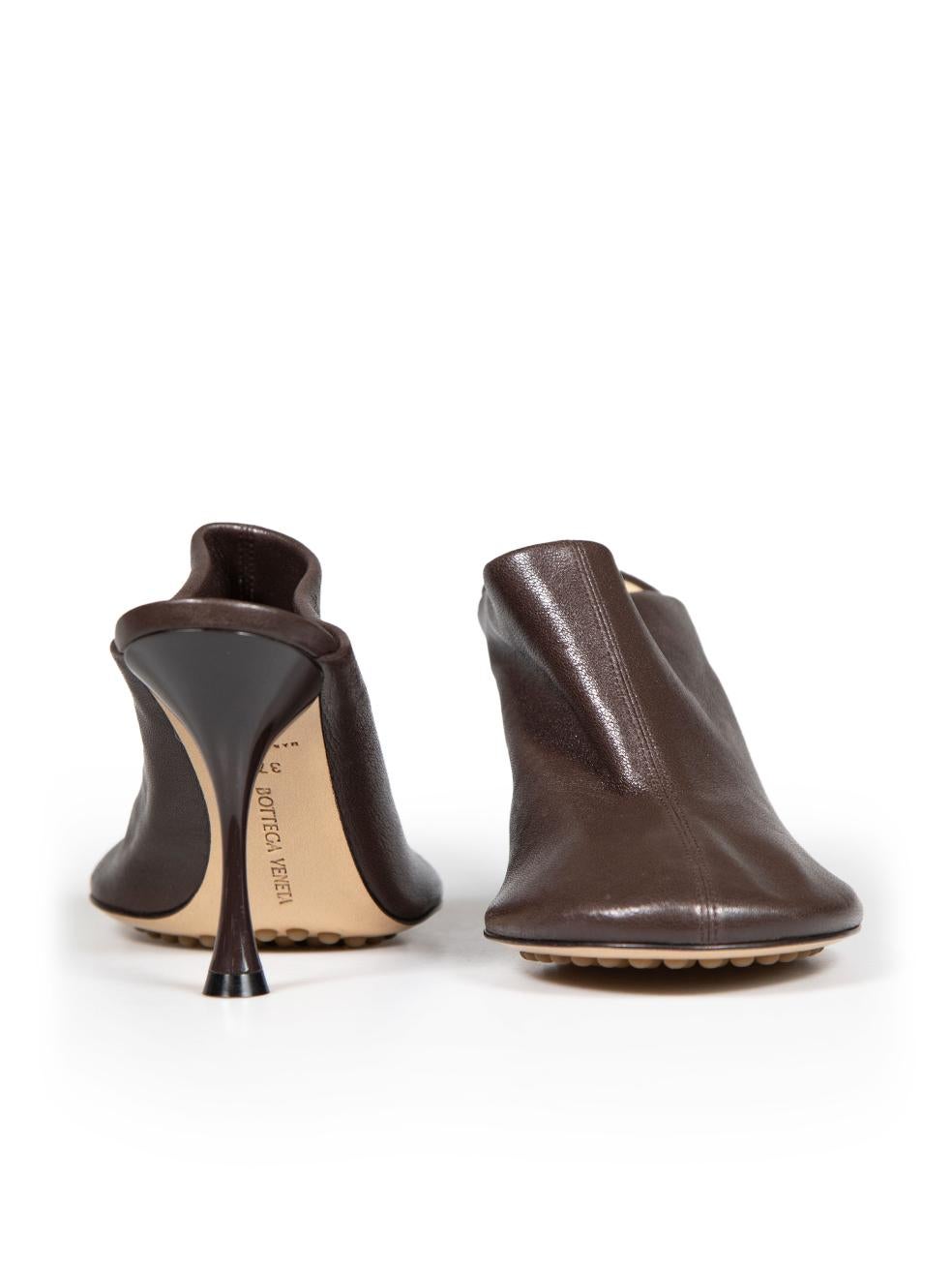 Bottega Veneta Brown Leder Dot Sock Mules Größe IT 37.5 im Zustand „Hervorragend“ im Angebot in London, GB