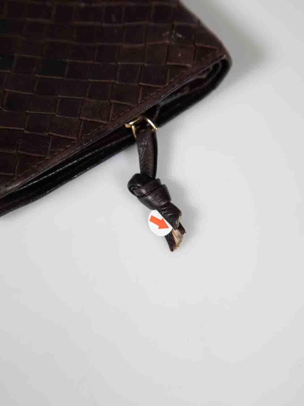 Bottega Veneta Brown Leather Intrecciato Wallet For Sale 2