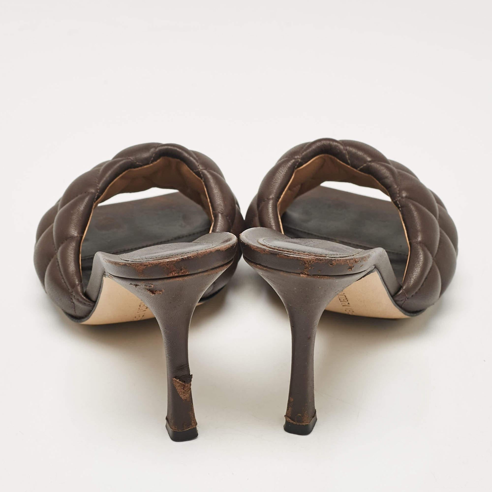 Women's Bottega Veneta Brown Leather Lido Slide Sandals Size 37 For Sale