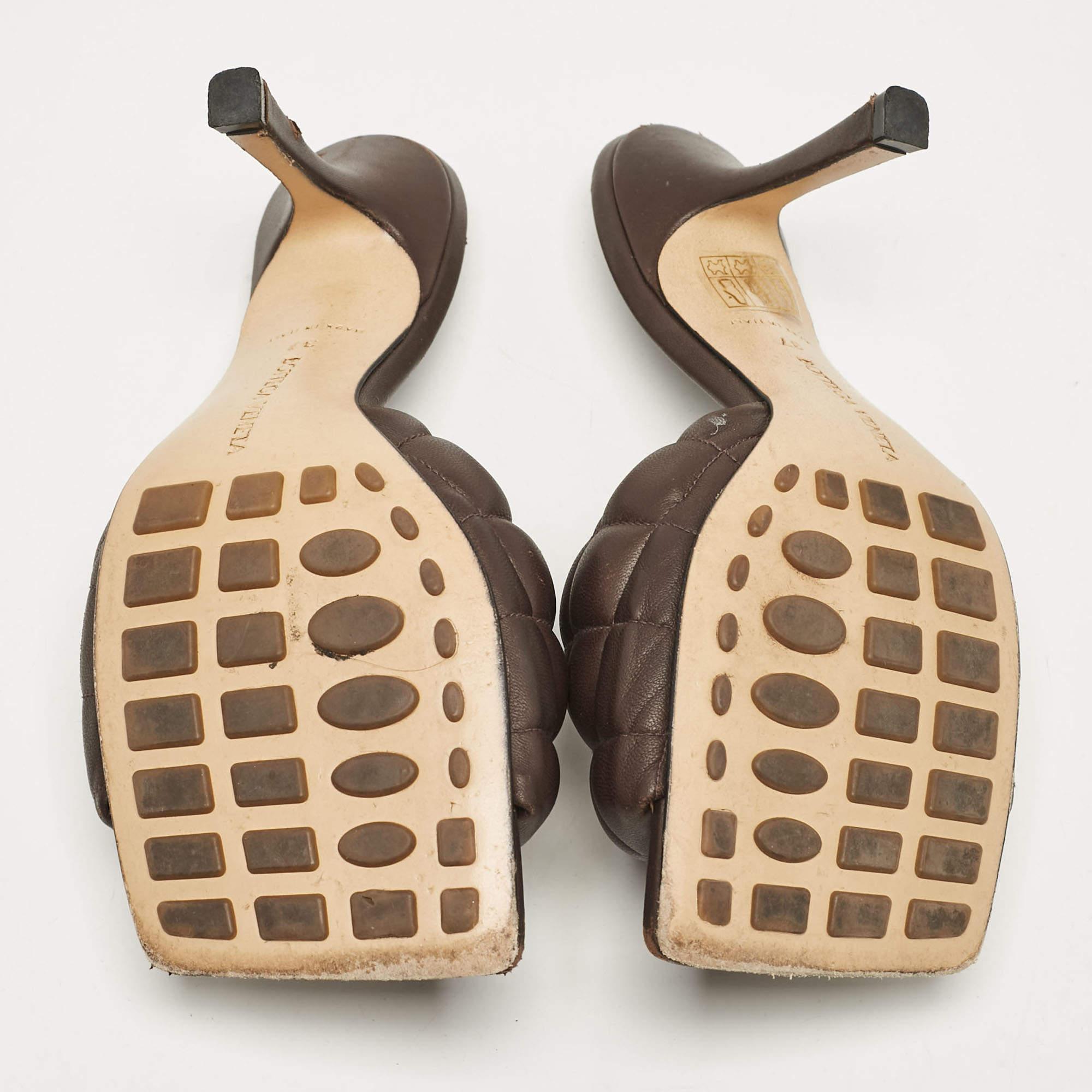 Bottega Veneta Brown Leather Lido Slide Sandals Size 37 For Sale 1
