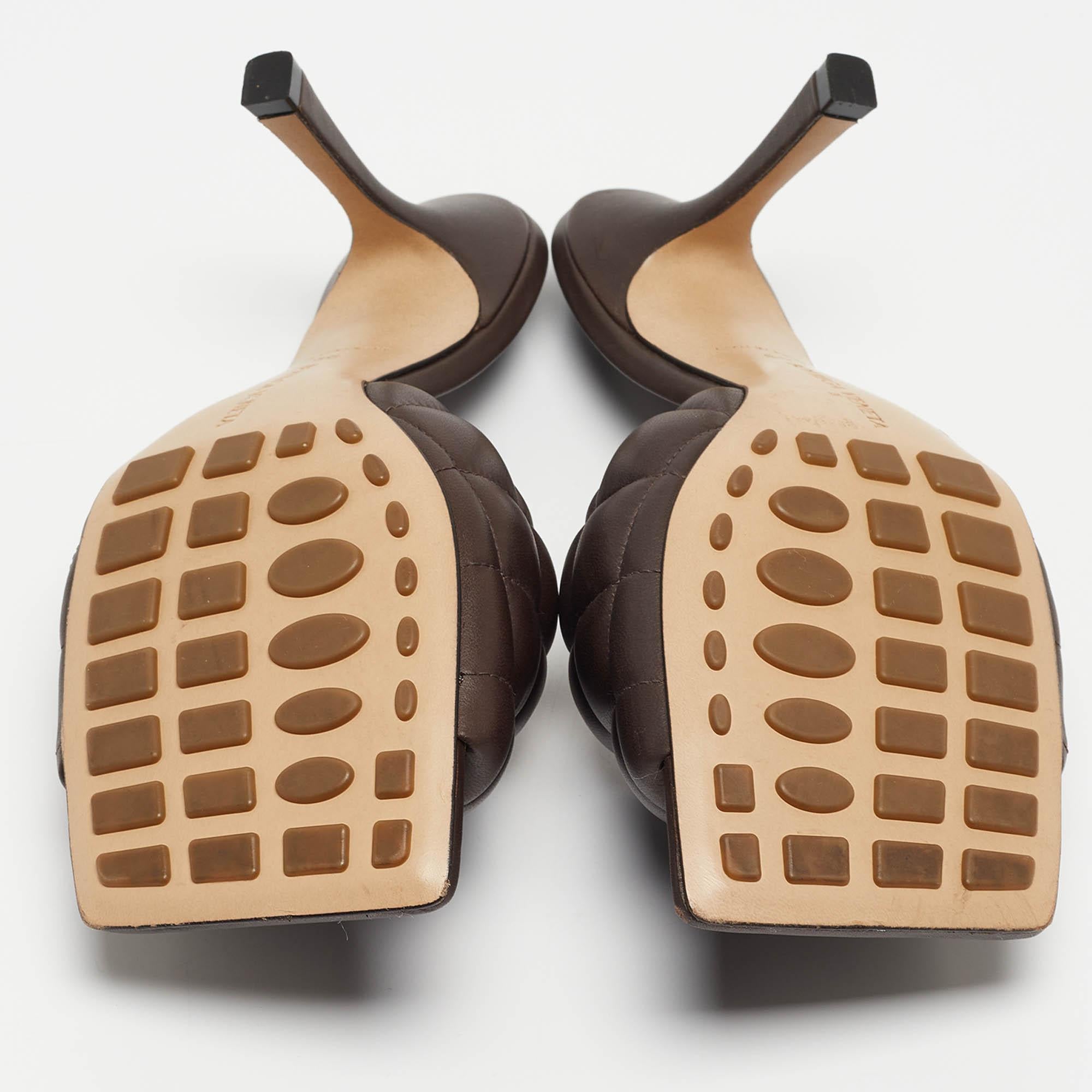 Bottega Veneta Brown Leather Lido Slides Size 39 For Sale 3