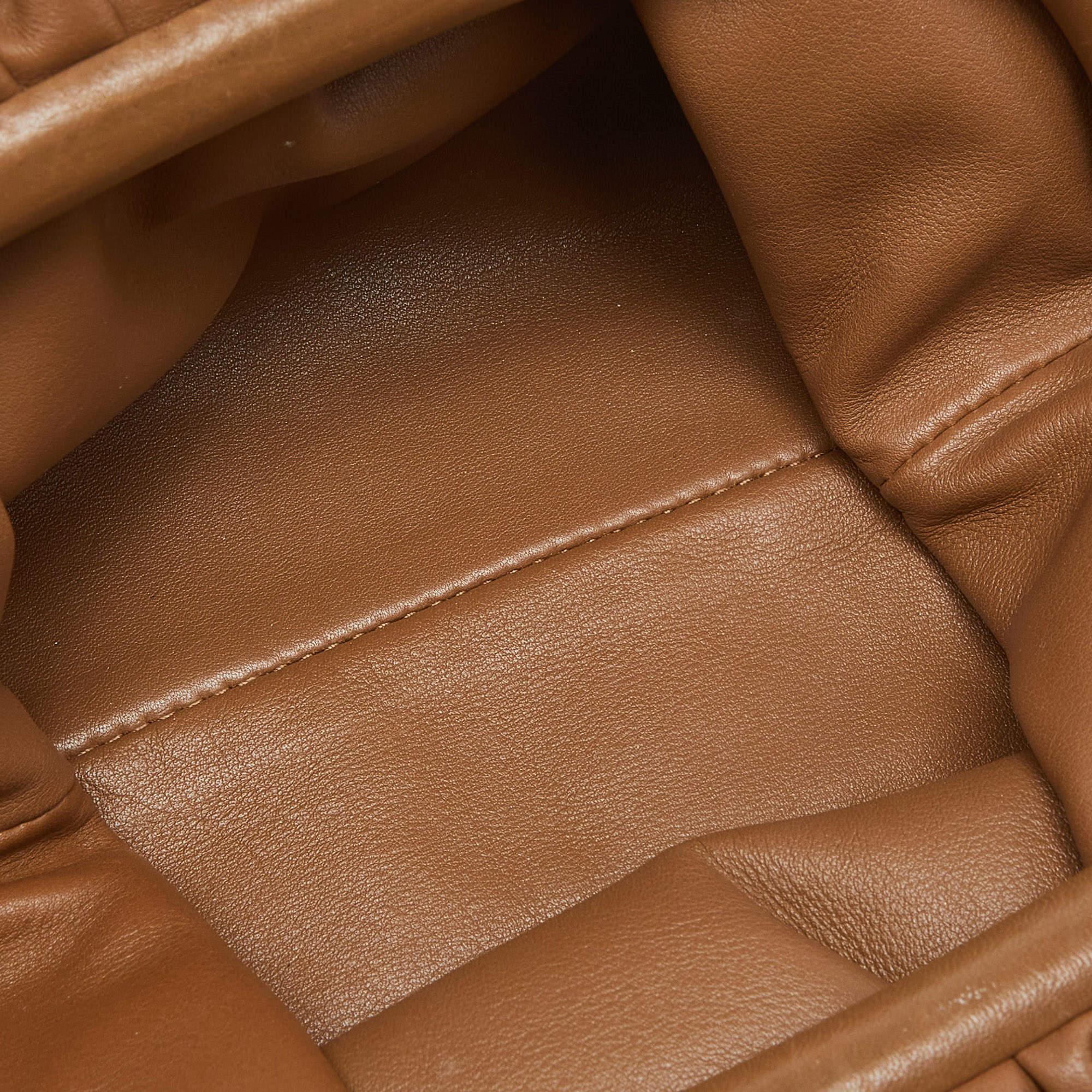 Bottega Veneta Brown Leather Mini The Pouch Bag In Excellent Condition In Dubai, Al Qouz 2