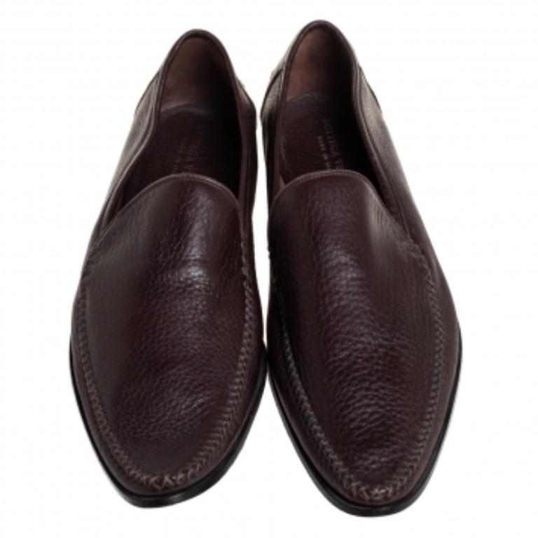 Bottega Veneta Brown Leather Pointed Toe Loafers Size 41 In Good Condition For Sale In Dubai, Al Qouz 2
