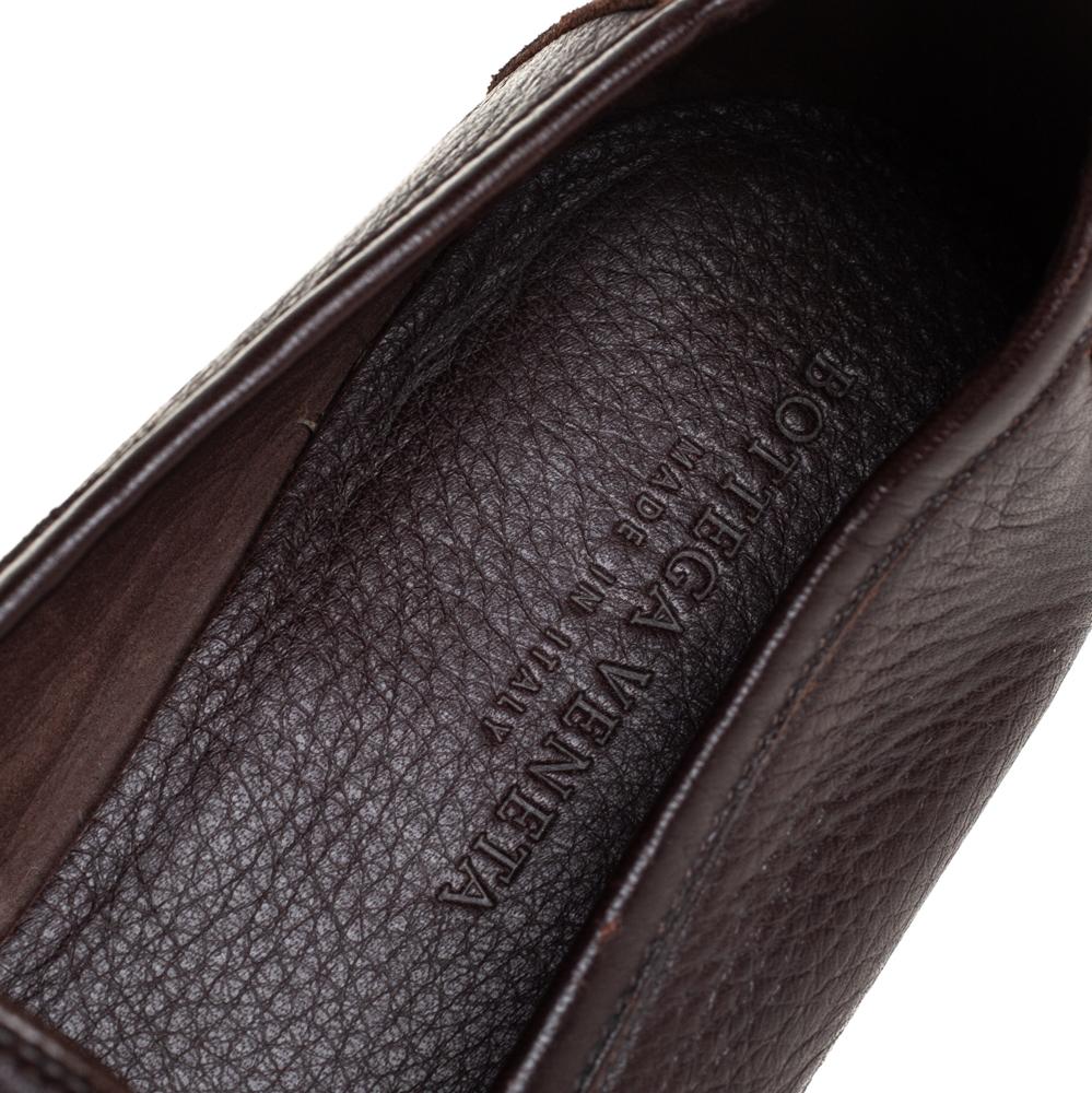 Bottega Veneta Brown Leather Pointed Toe Loafers Size 41 In Good Condition For Sale In Dubai, Al Qouz 2