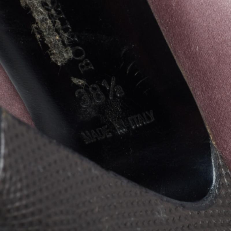 De las mujeres Bottega Veneta Bombas Mary Jane de piel de lagarto marrón/malva y satén talla 38,5 en venta