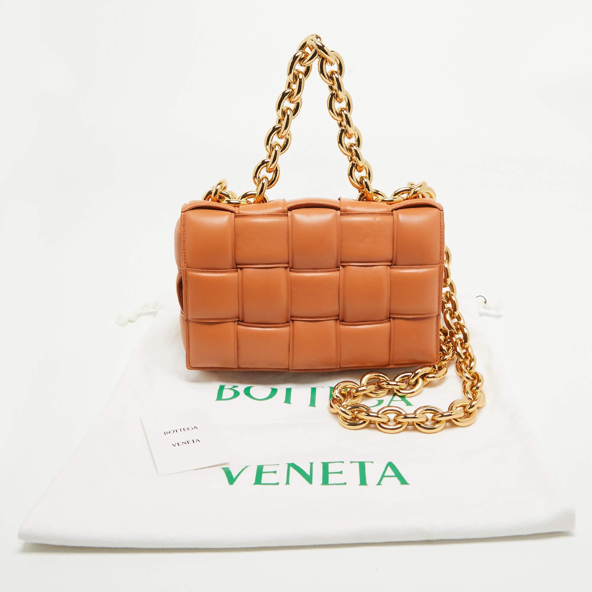 Bottega Veneta Brown Padded Leather Chain Cassette Shoulder Bag For Sale 7