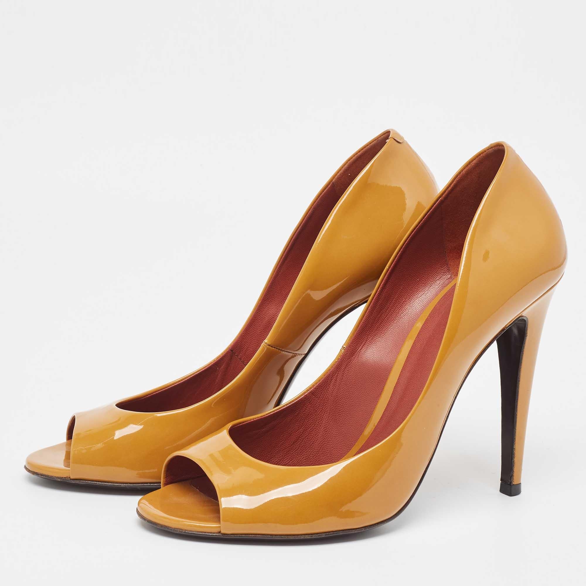 Perfectly sewn and finished to ensure an elegant look and fit, these Bottega Veneta pumps are a purchase you'll love flaunting. They look great on the feet.