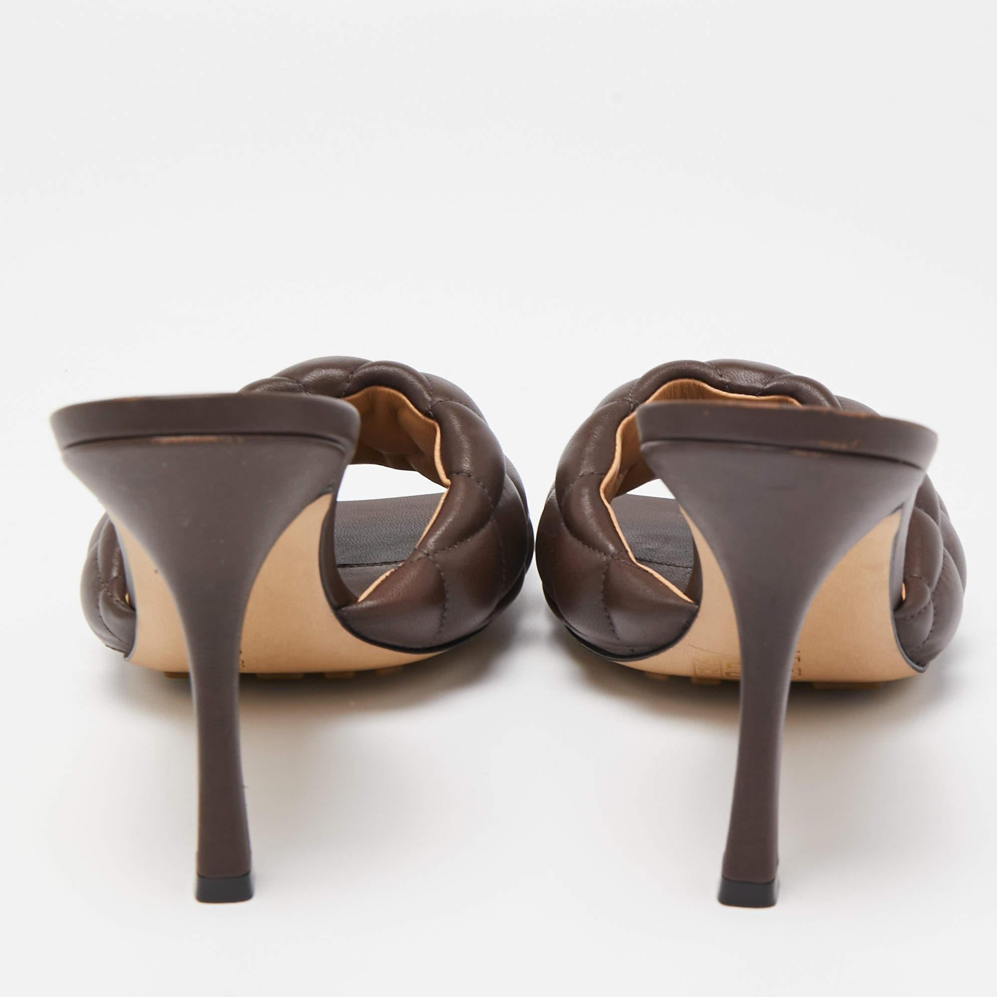 Women's Bottega Veneta Brown Quilted Leather Padded Slide Sandals Size 40