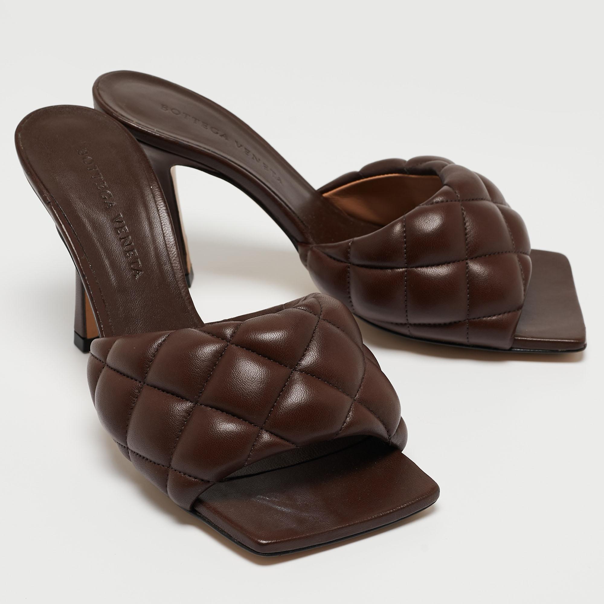 Women's Bottega Veneta Brown Quilted Leather Slide Sandals Size 35