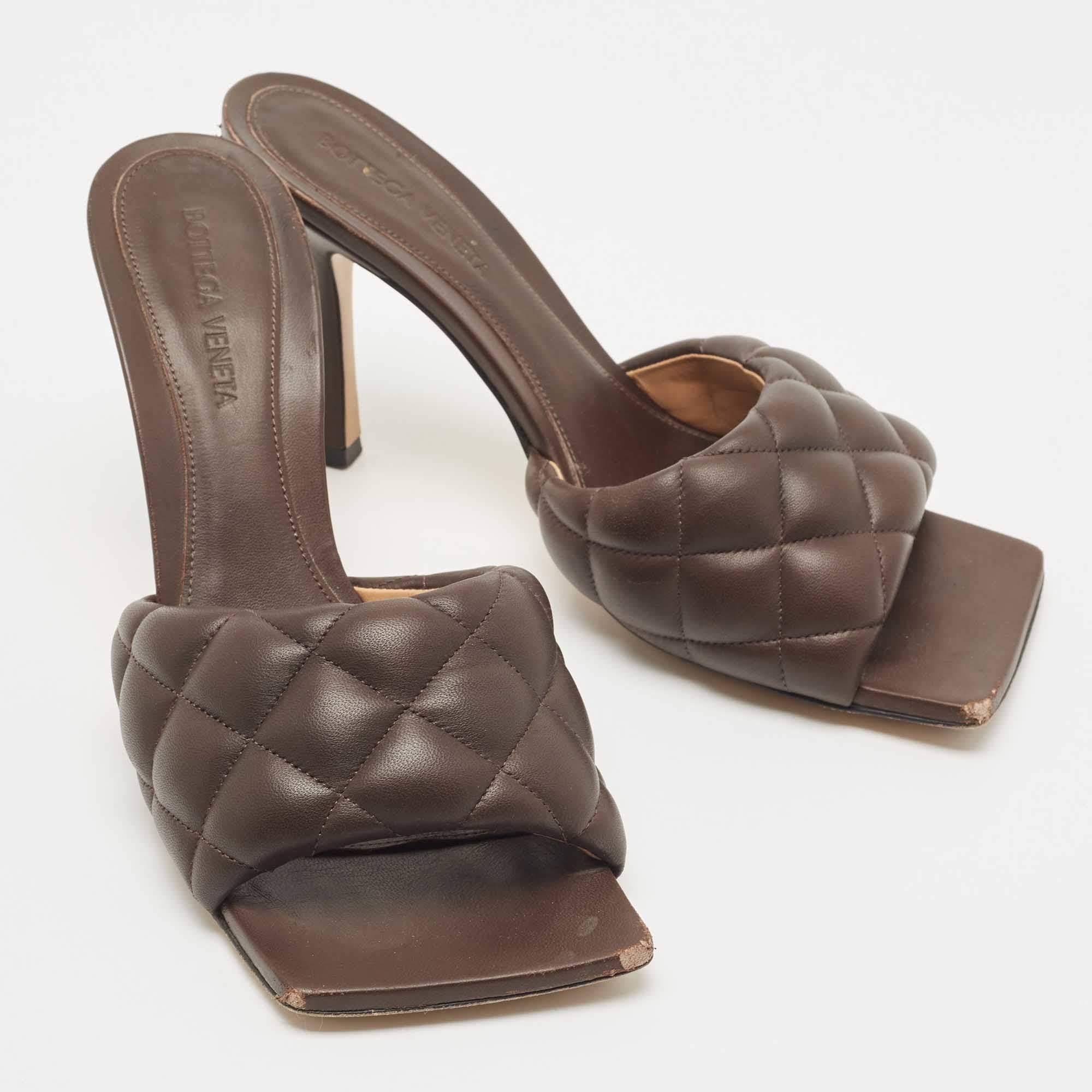 Women's Bottega Veneta Brown Quilted Padded Leather Slide Sandals Size 39