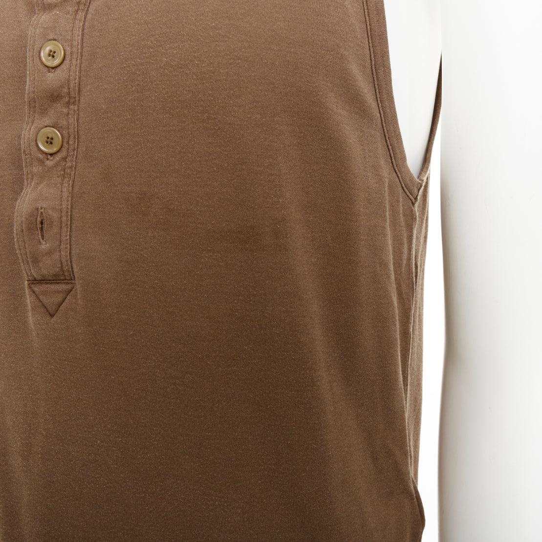 Bottega Veneta canotta marrone in seta e cotone con mezzo bottone IT50 L. in vendita 2