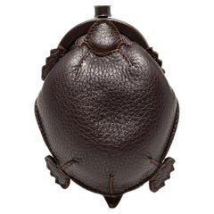 Bottega Veneta Portefeuille à pièces en forme de tortue marron