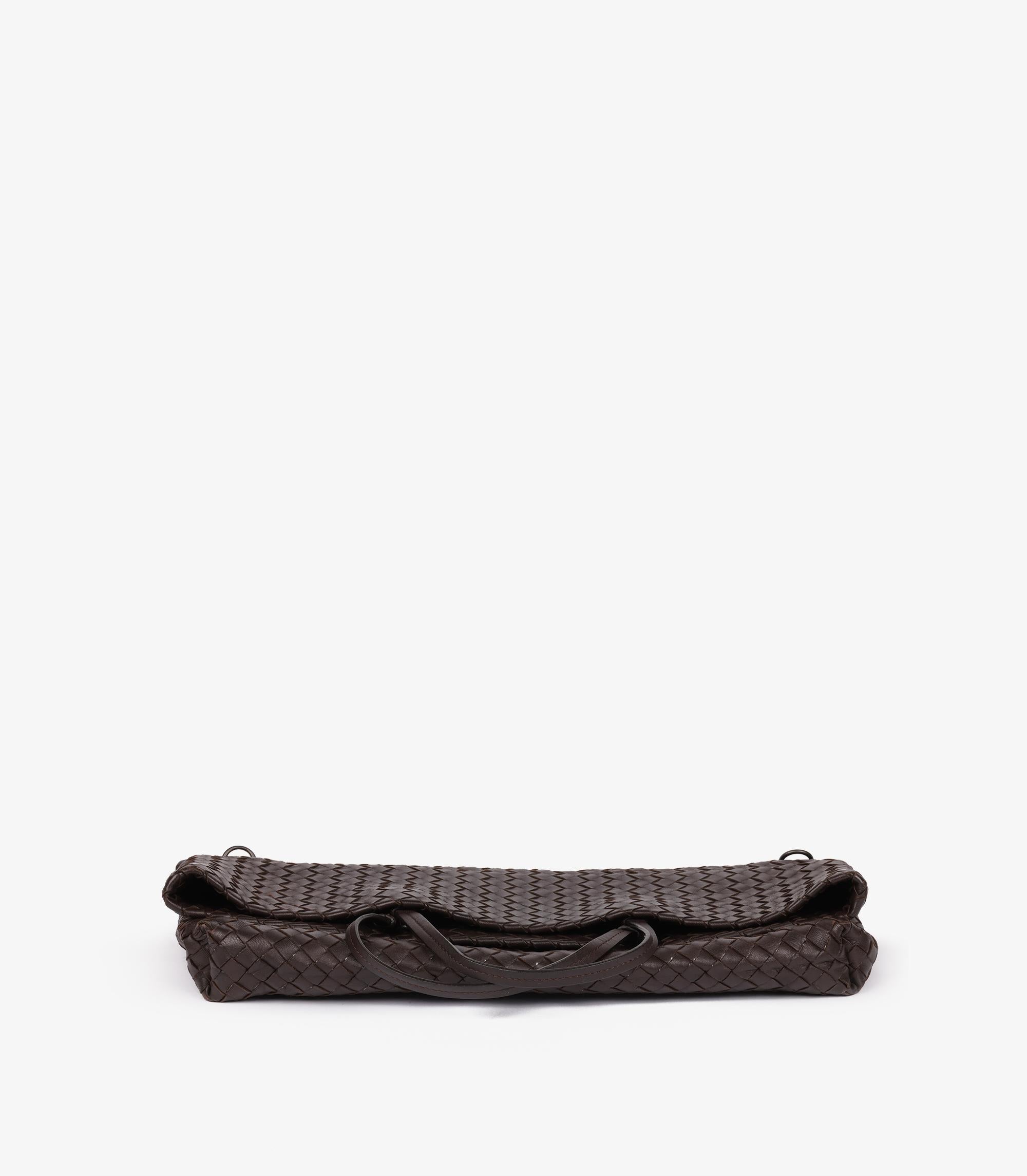 Bottega Veneta Tote Intrecciato in pelle di vitello intrecciata marrone in vendita 1
