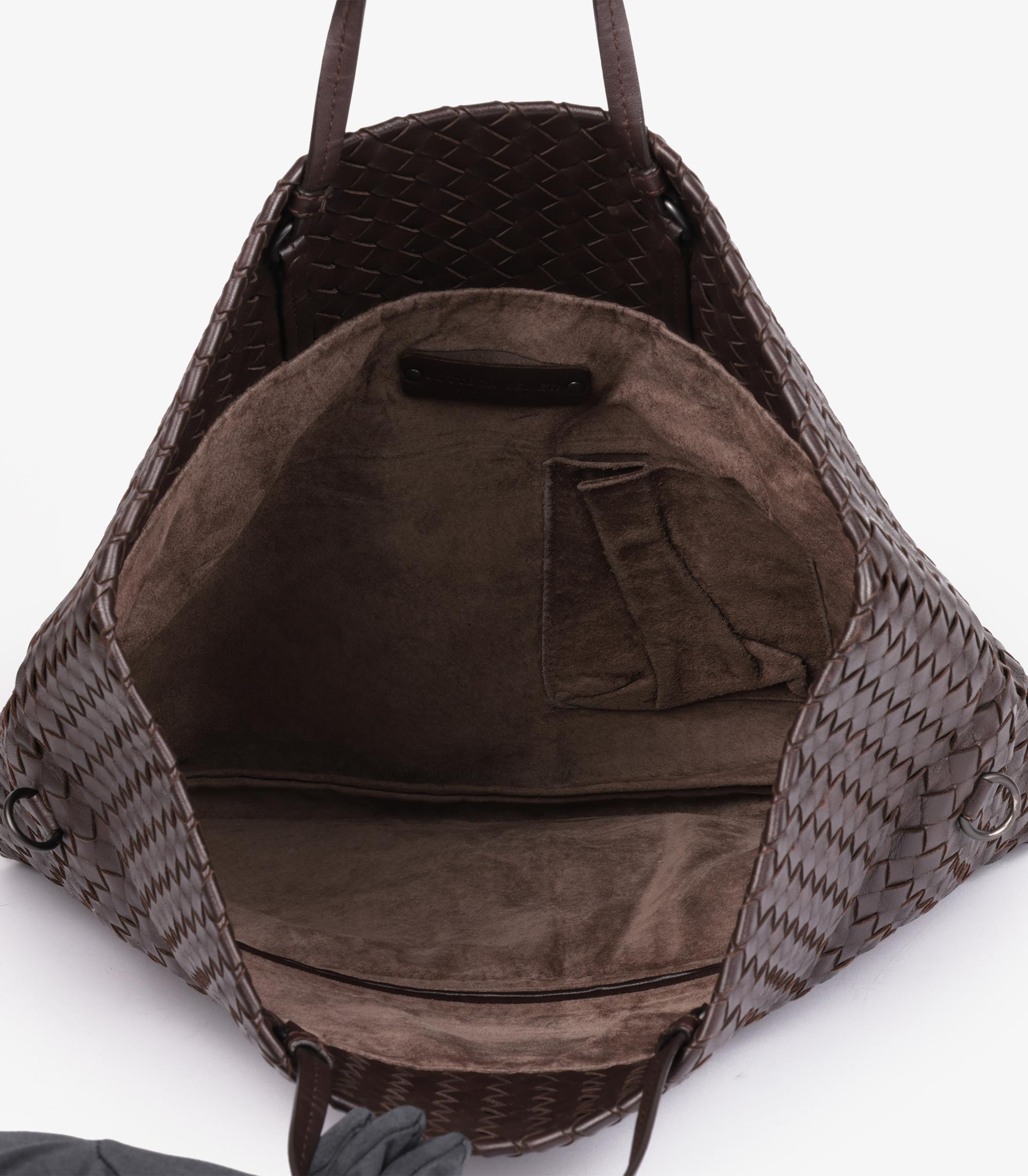 Bottega Veneta Tote Intrecciato in pelle di vitello intrecciata marrone in vendita 3