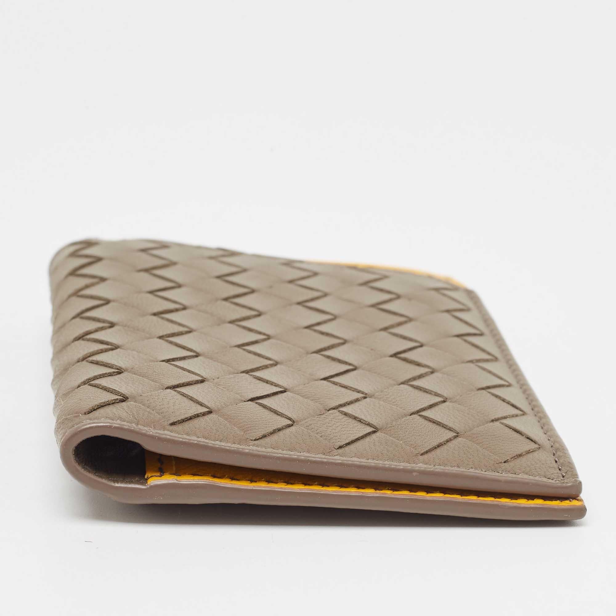 Bottega Veneta Brown/Yellow Intrecciato Leather Bifold Card Case 1