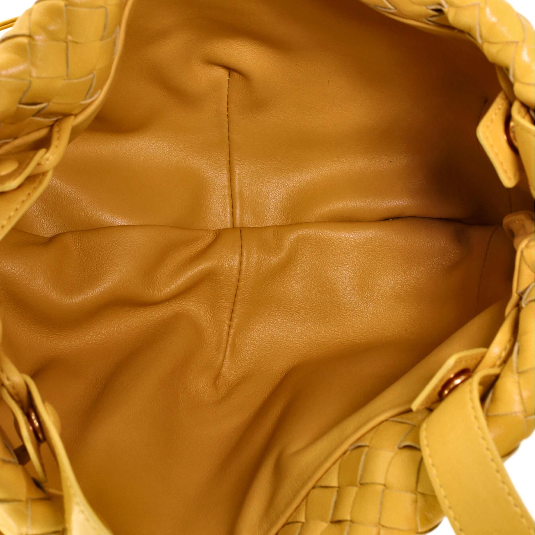 Bottega Veneta Bulb Shoulder Bag Intrecciato Nappa Small In Good Condition In NY, NY