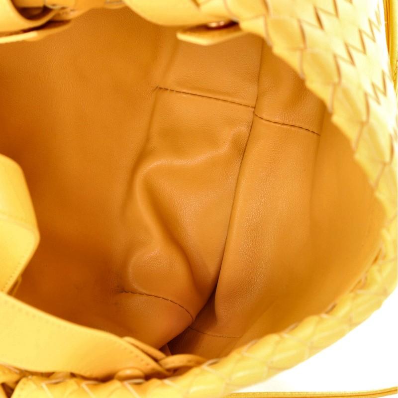 Women's or Men's Bottega Veneta Bulb Shoulder Bag Intrecciato Nappa Small
