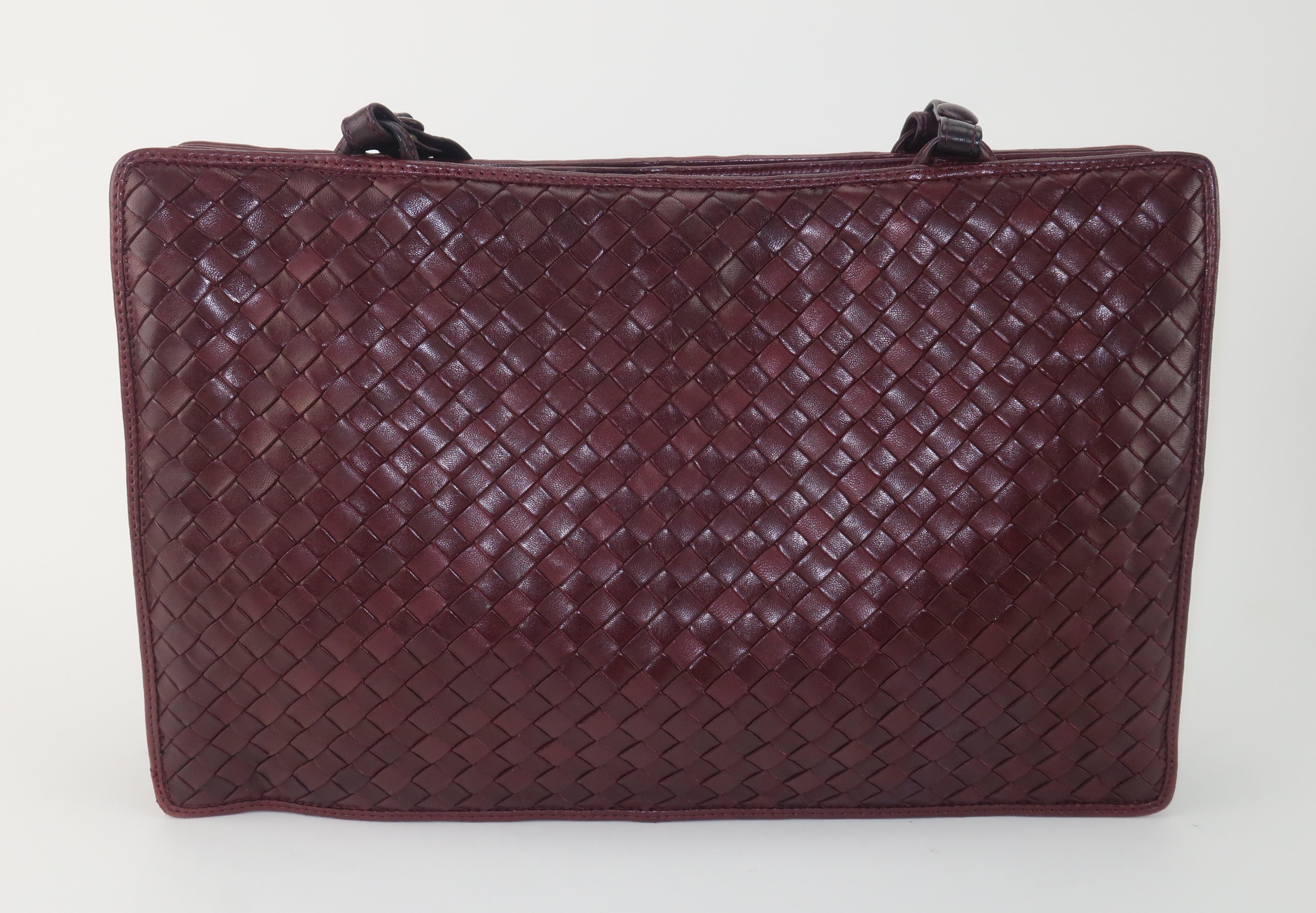 Women's Bottega Veneta Burgundy Brown Intrecciato Leather Handbag, C.1980