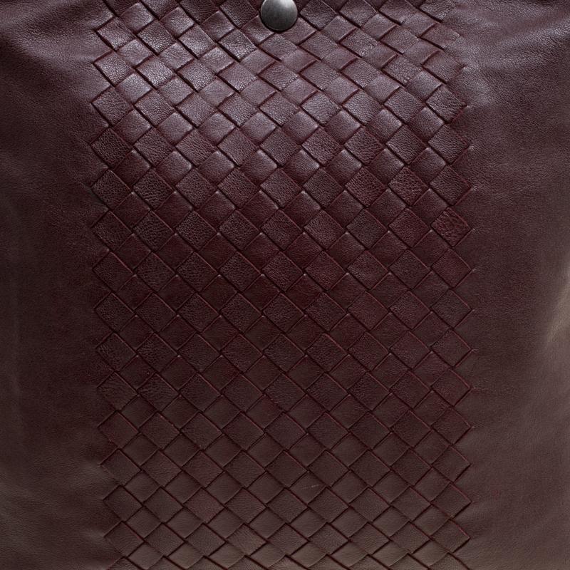 Women's Bottega Veneta Burgundy Intrecciato Leather Crossbody Bag