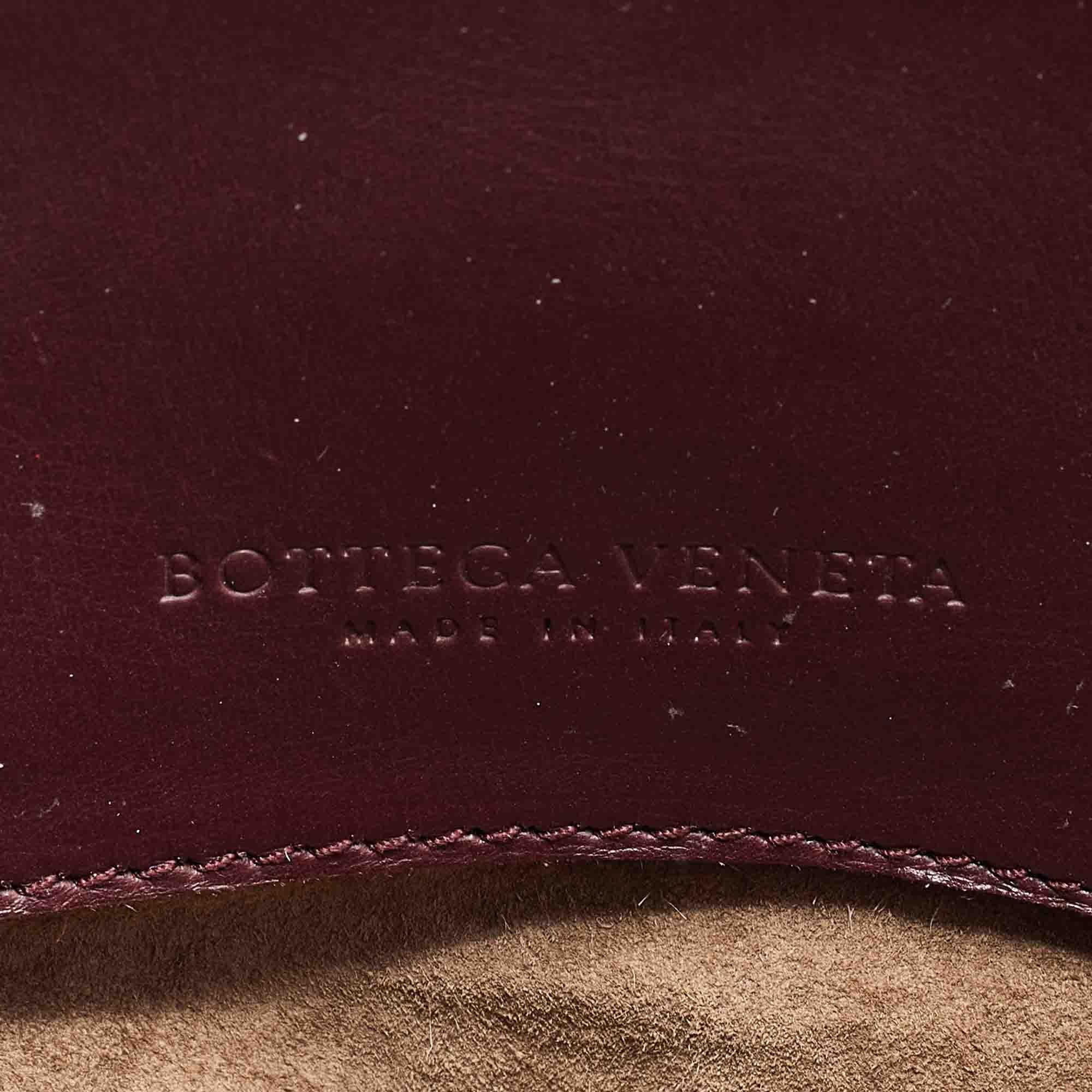 Bottega Veneta Burgundy Intrecciato Leather Medium Roma Tote 2