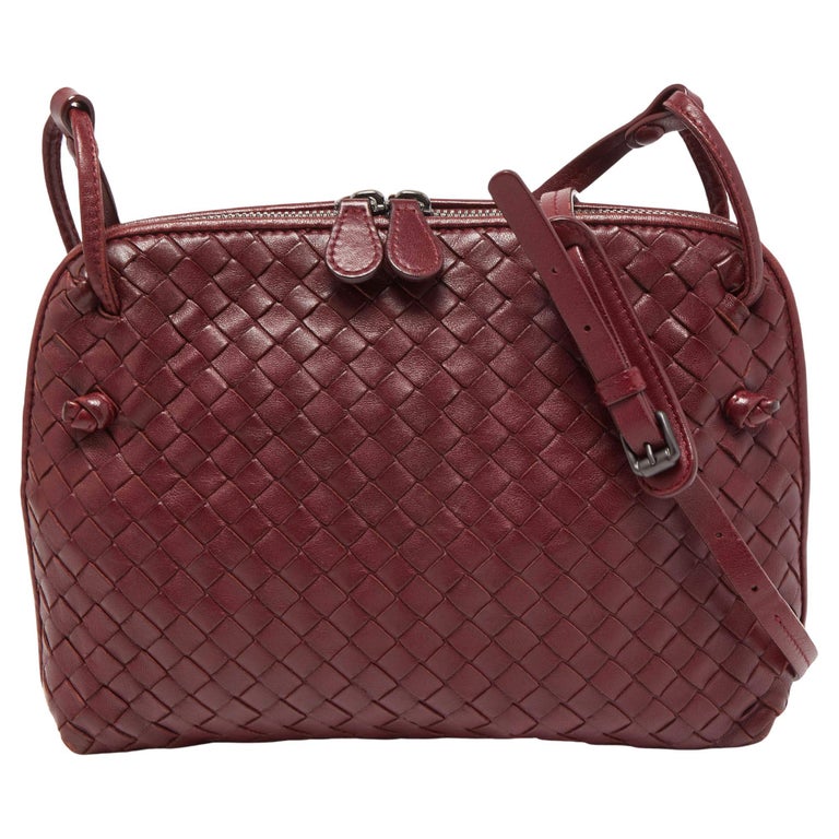 Bottega Veneta Burgundy Intrecciato Leather Nodini Crossbody Bag For Sale  at 1stDibs