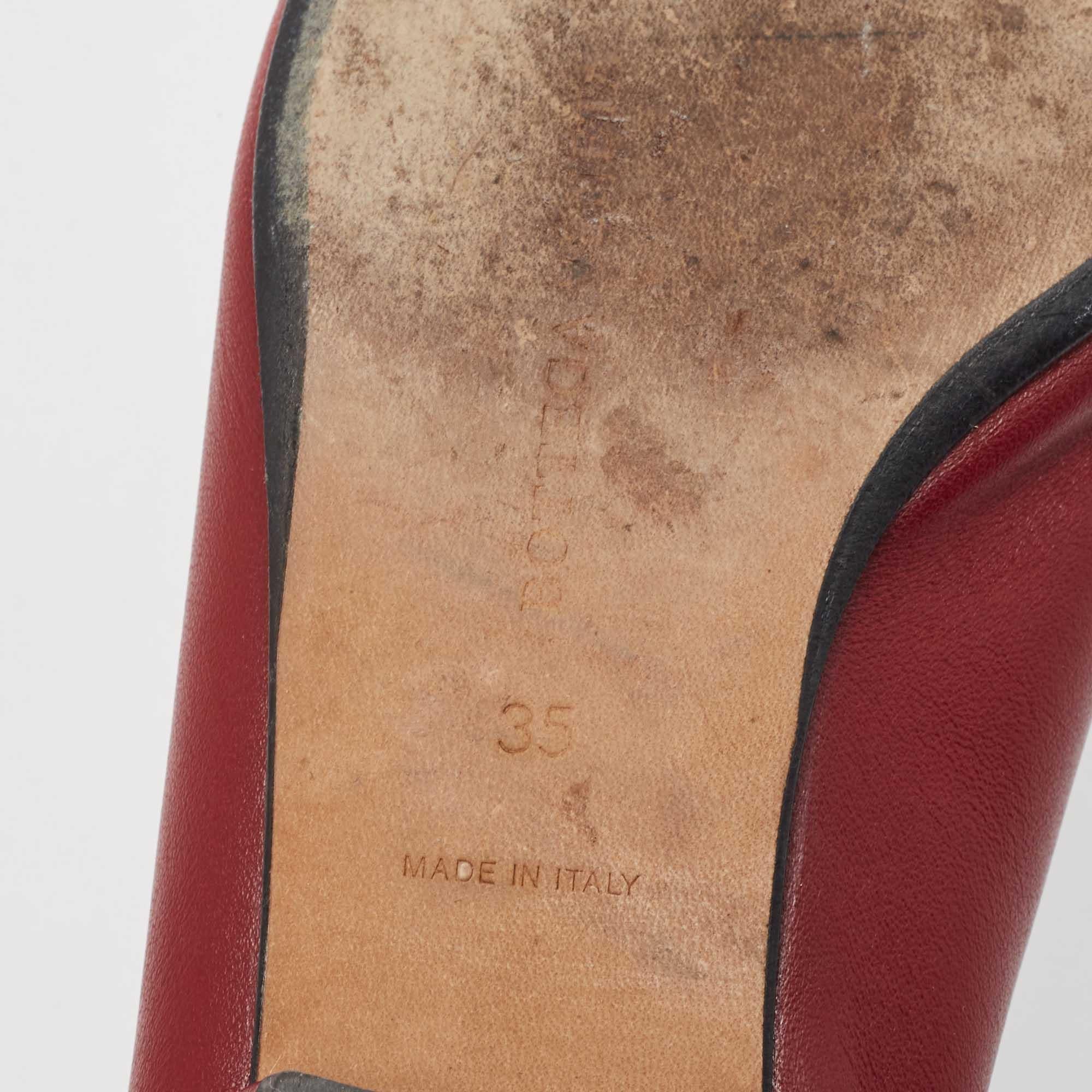 Bottega Veneta Ballerines à bouts arrondis en cuir bordeaux taille 35 en vente 2