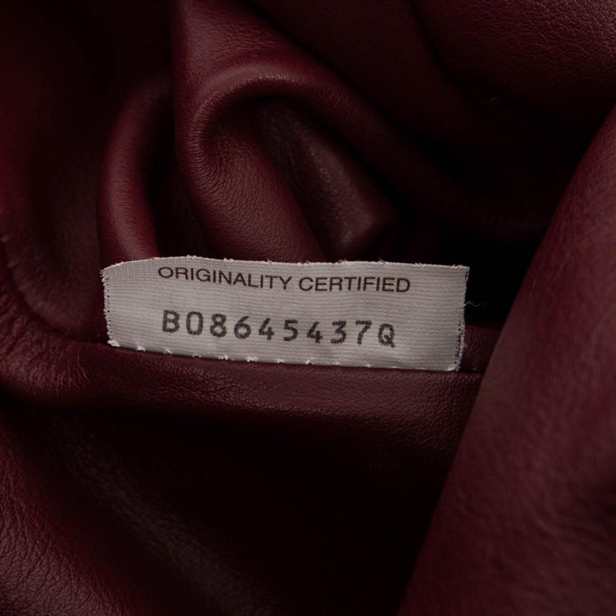 BOTTEGA VENETA burgundy leather THE POUCH OVERSIZED Clutch Bag Bordeaux 1