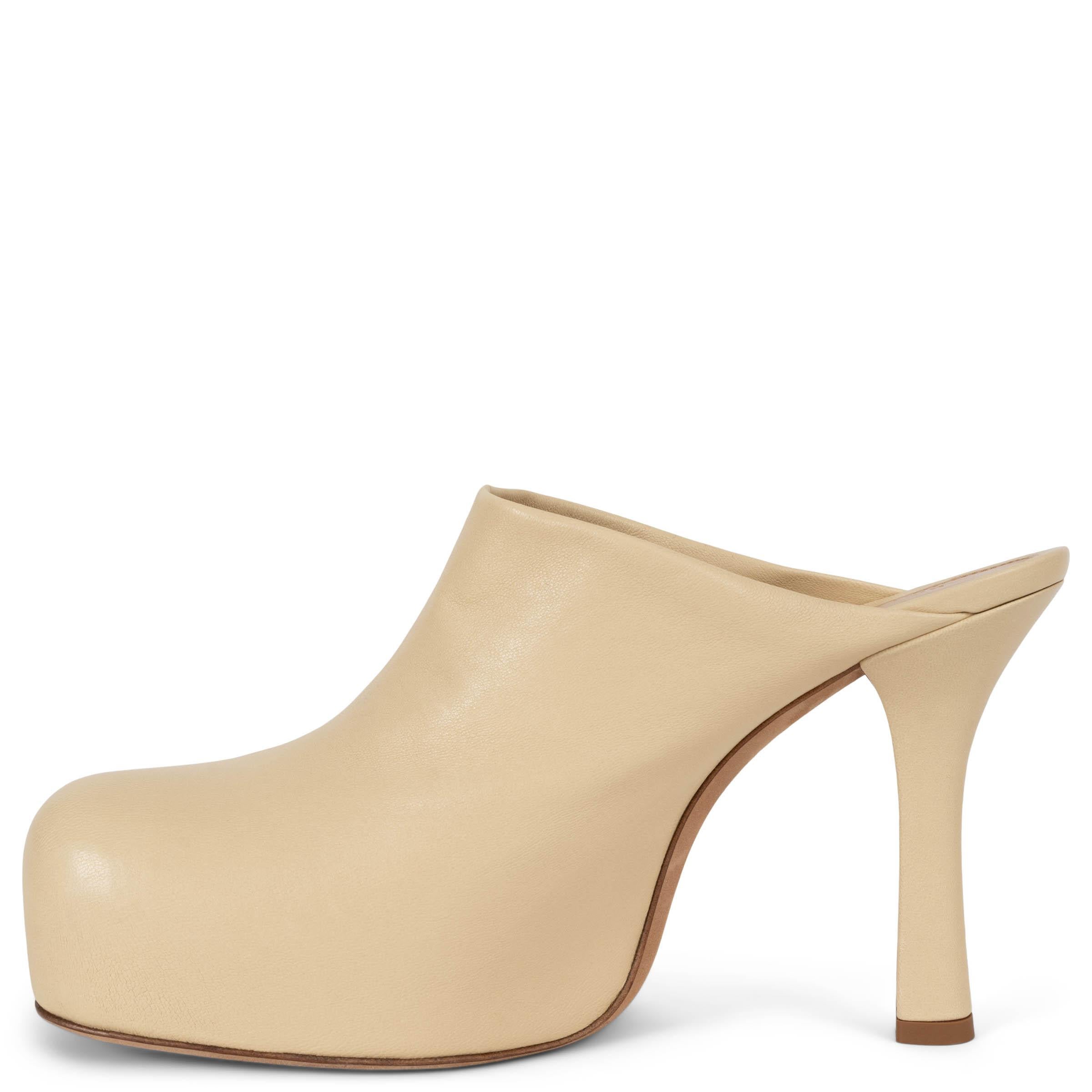BOTTEGA VENETA Butter beige leather 2020 BOLD Platform Mules Shoes 36 (Beige) im Angebot